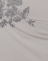 Fleur de dentelle grise