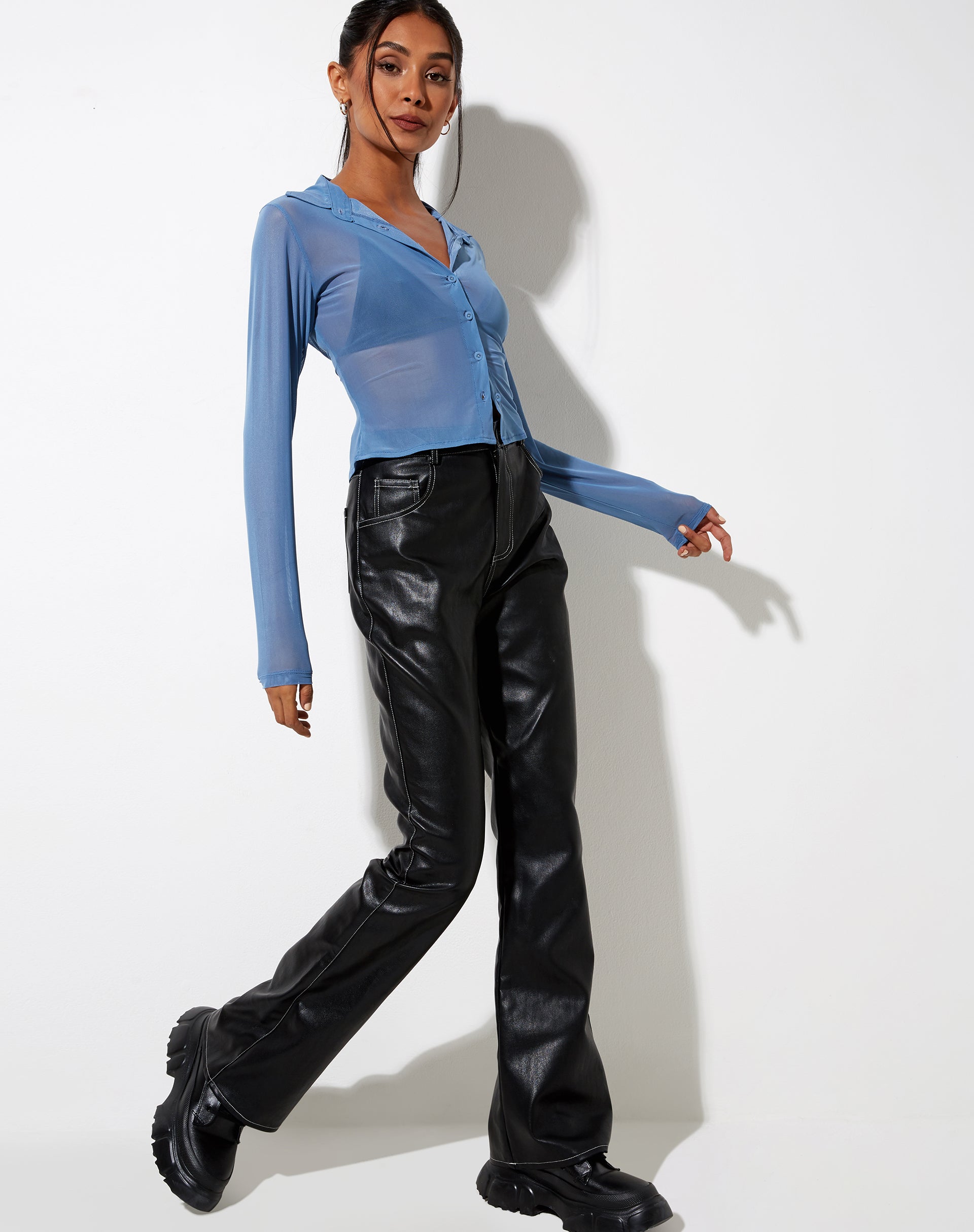 Image de la chemise Kelly en maille bleue
