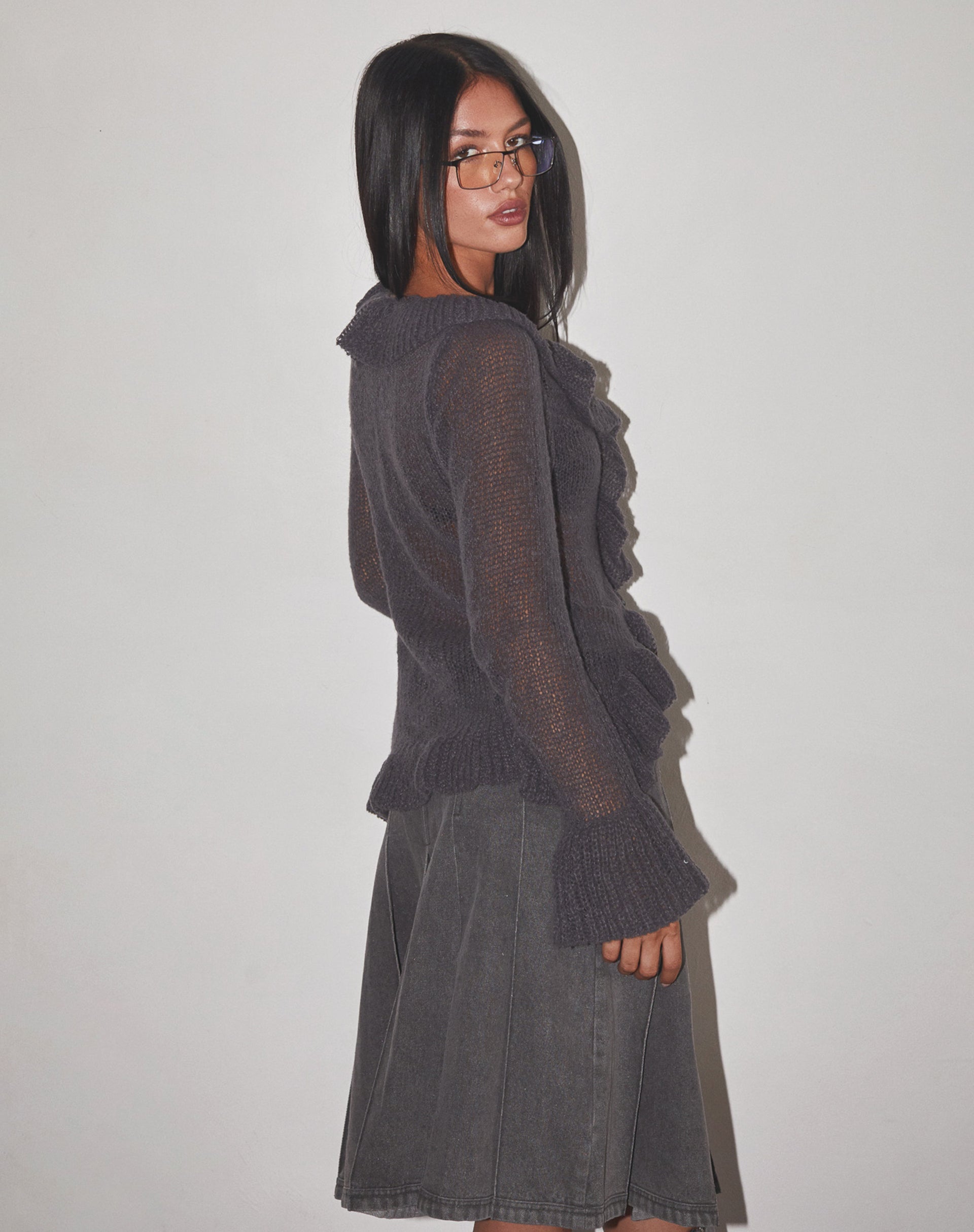 Image de Kendra Cardigan à volants en tricot anthracite foncé
