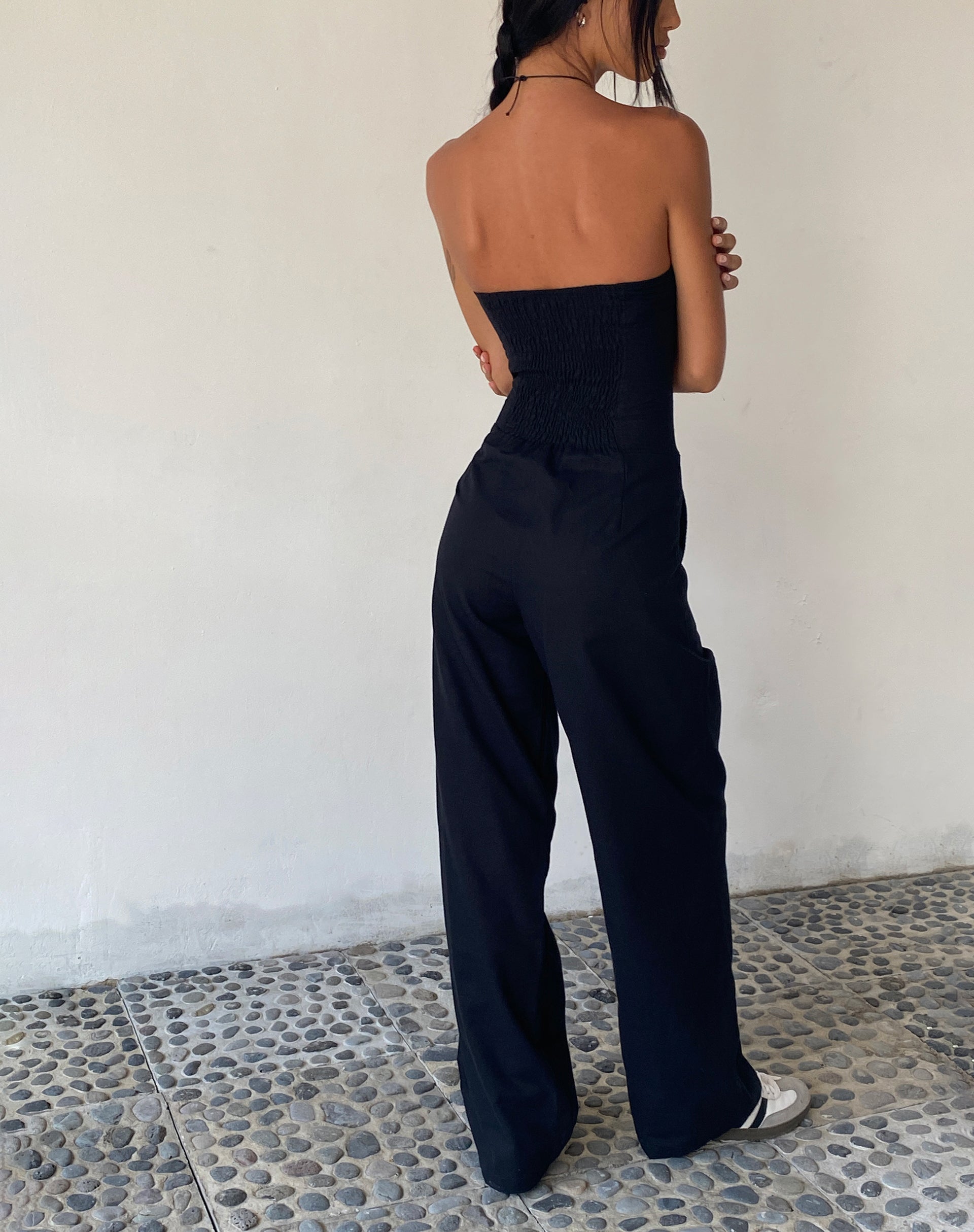 Image de MOTEL X JACQUIE Combinaison bandeau Kyaria en noir