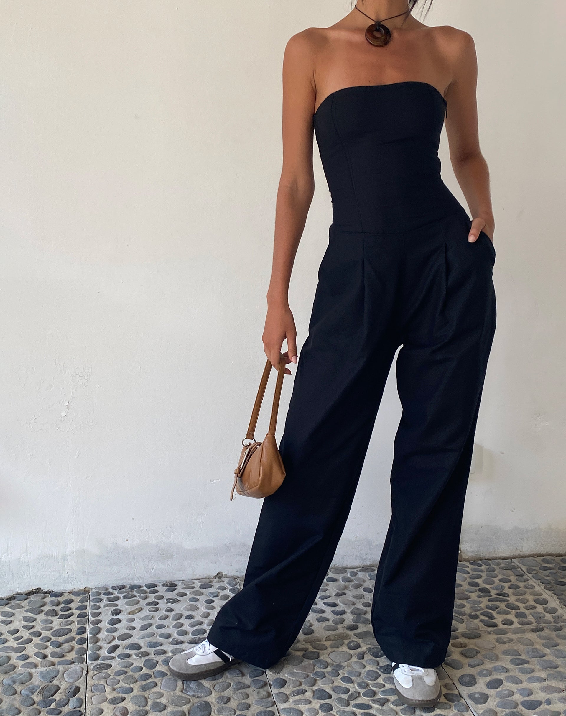 Image de MOTEL X JACQUIE Combinaison bandeau Kyaria en noir