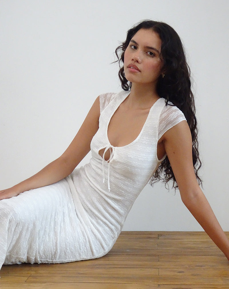 Image de la robe longue Labuan en dentelle Celosia White