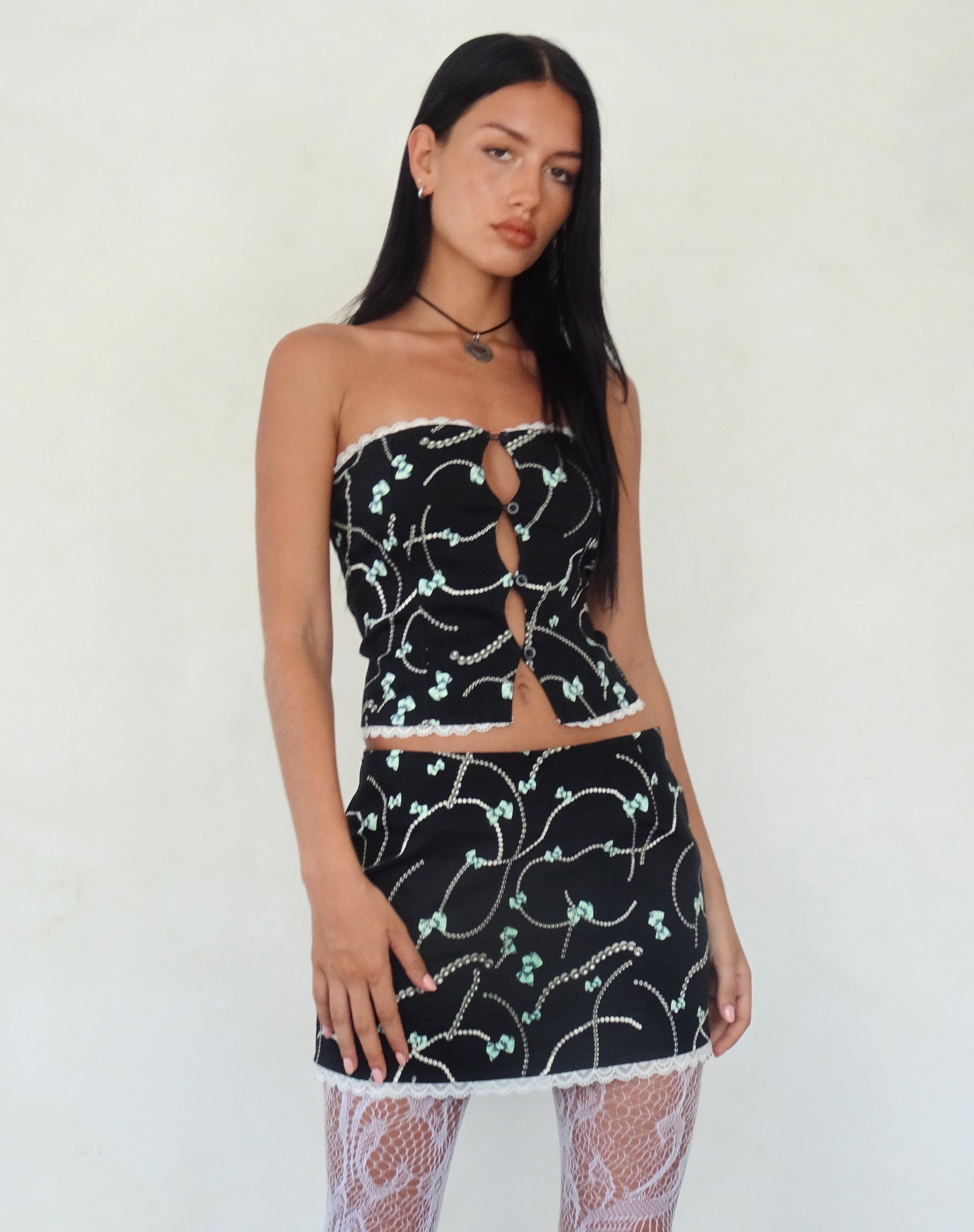 Image de Lacur Corset bandeau noir avec impression de perles et de nœuds