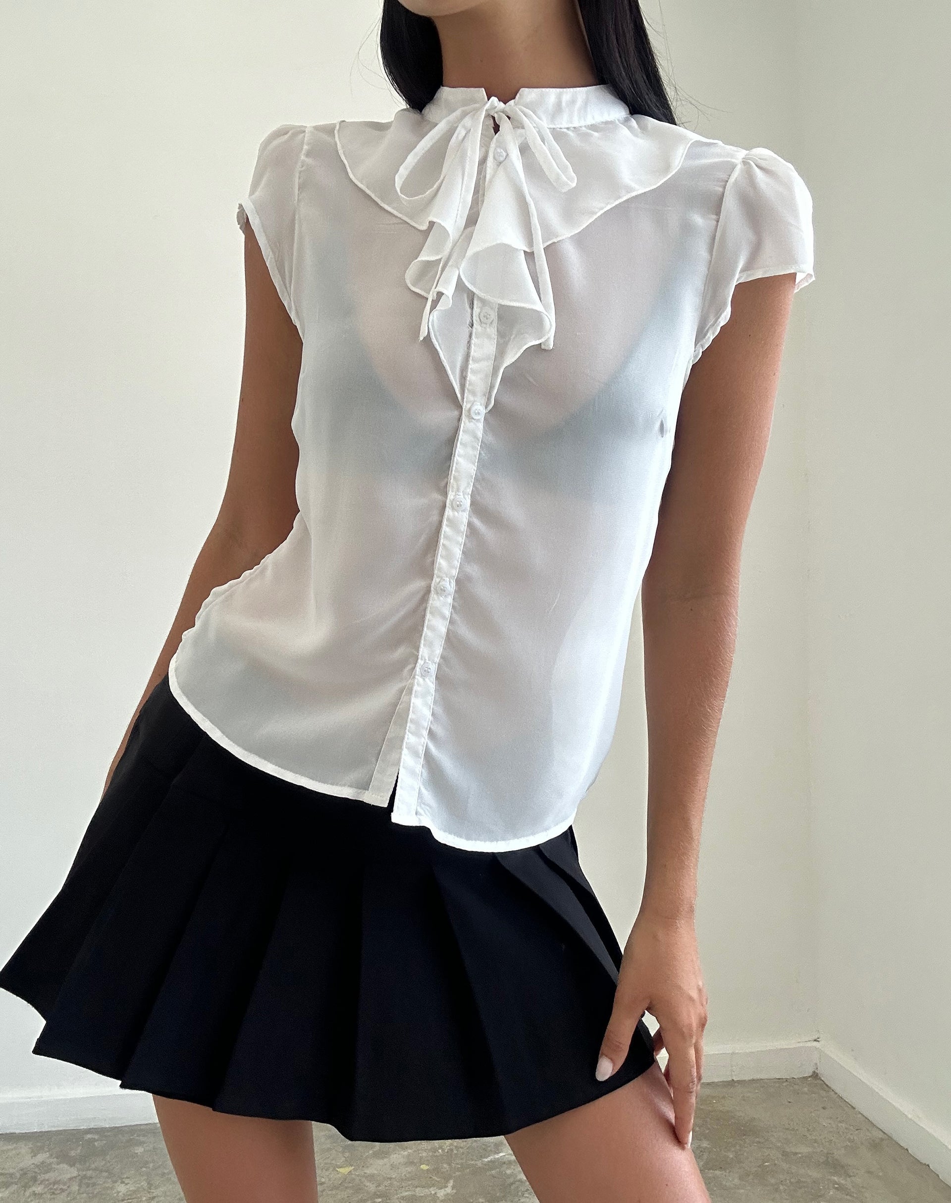 Image de la blouse Lada en mousseline blanche