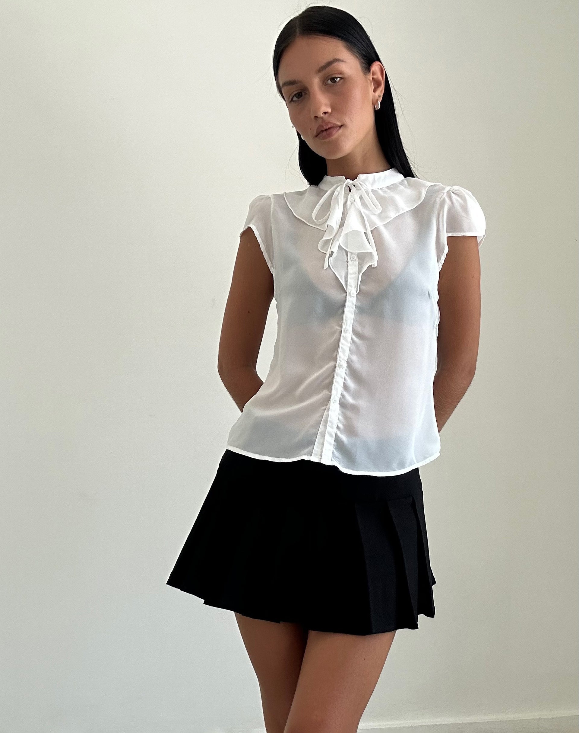Image de la blouse Lada en mousseline blanche