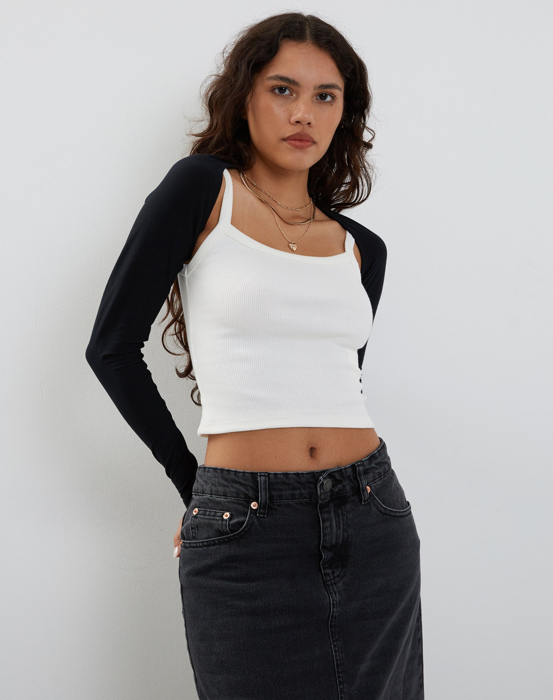 Image de Ladri Shrug Top in Black Lycra