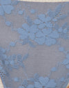 Maille bleue et reliure ivoire