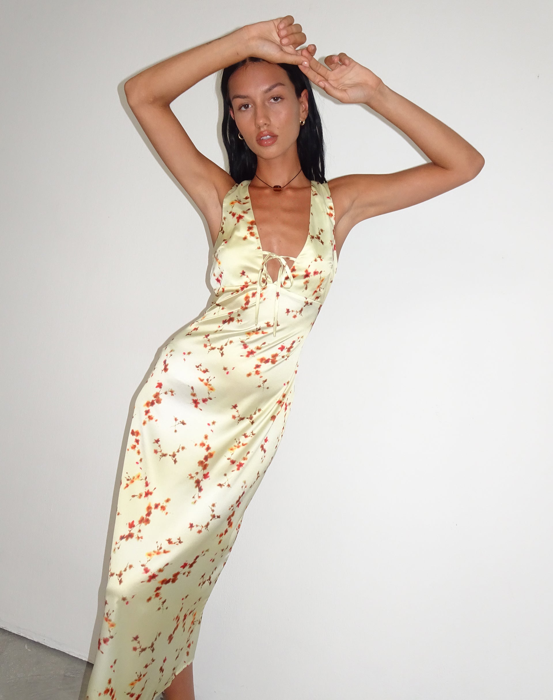 Image de Lasanda Maxi Satin Dress in Bohemian Floral Yellow