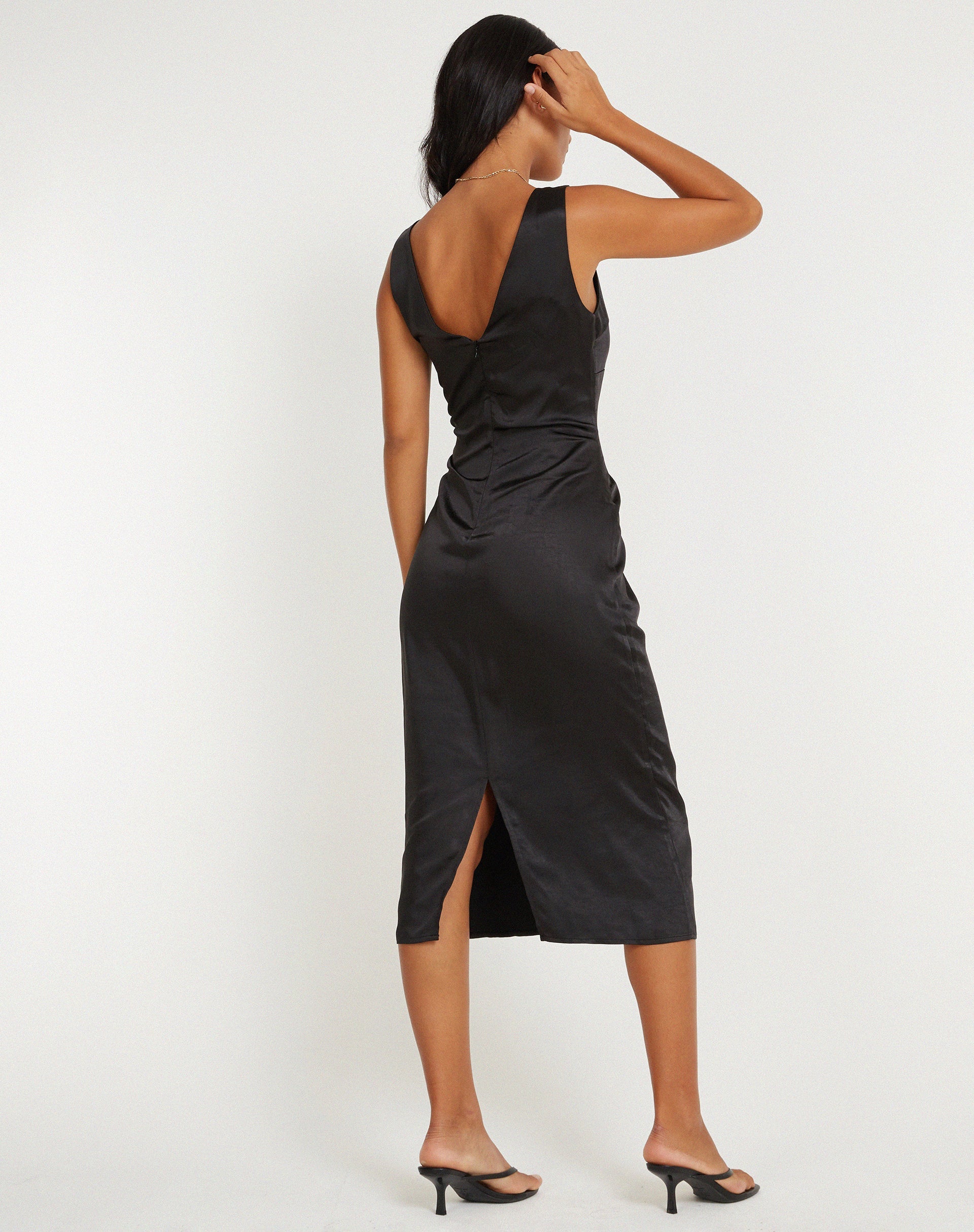 image de Lasanda Midi Dress in Black