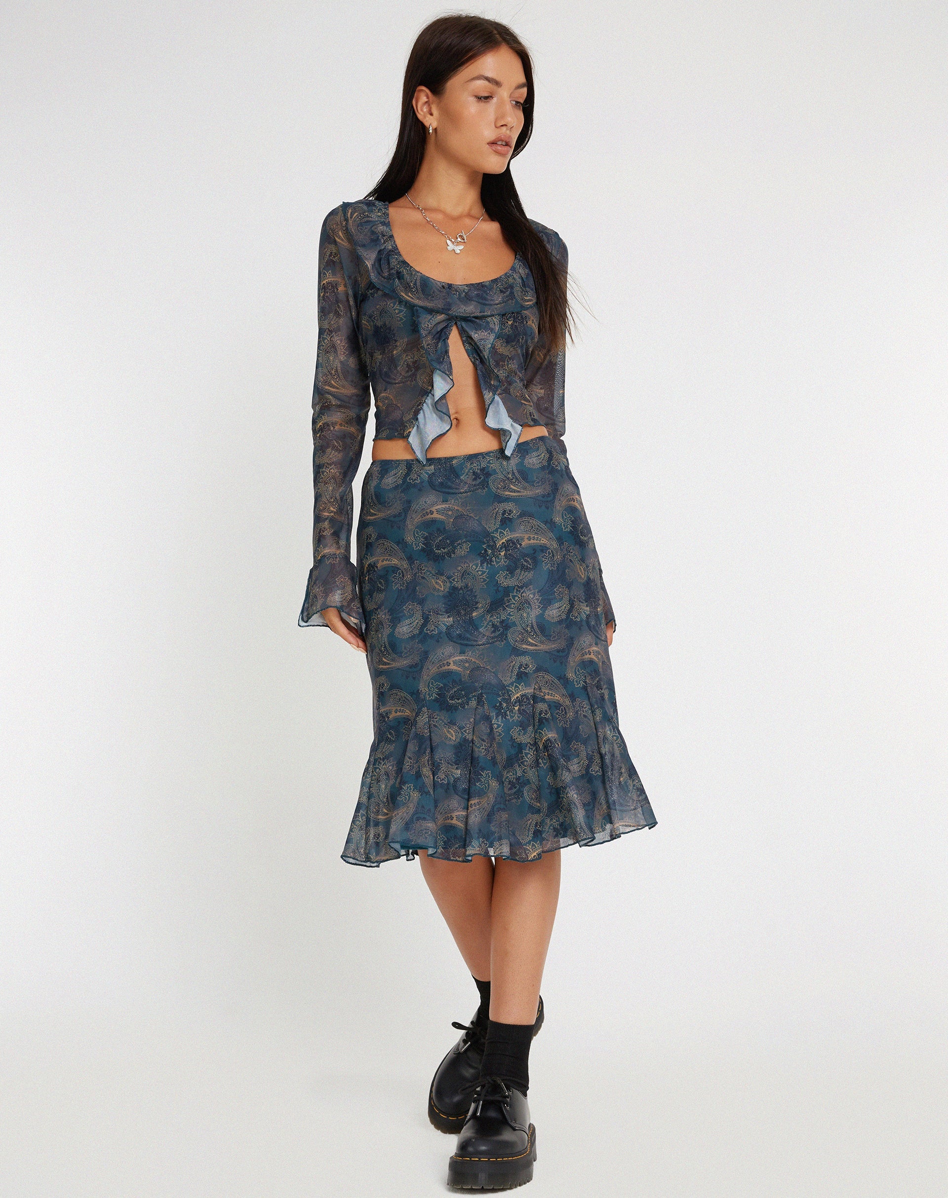 image de Latrix Mesh Midi Skirt in Tonal Blue Paisley