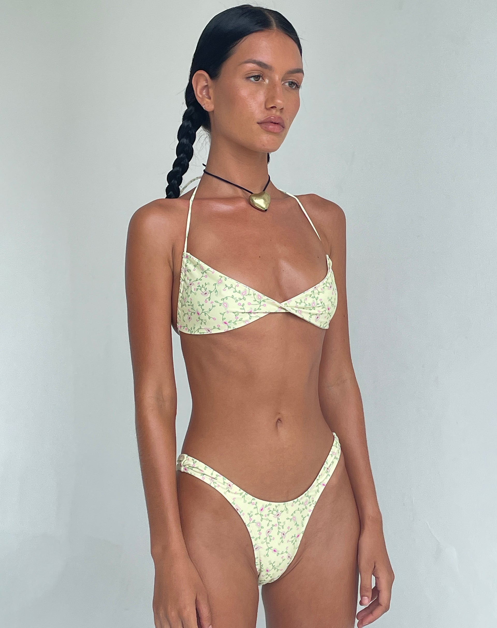 Image de Laufey Bikini Top in Paisley Fun Yellow