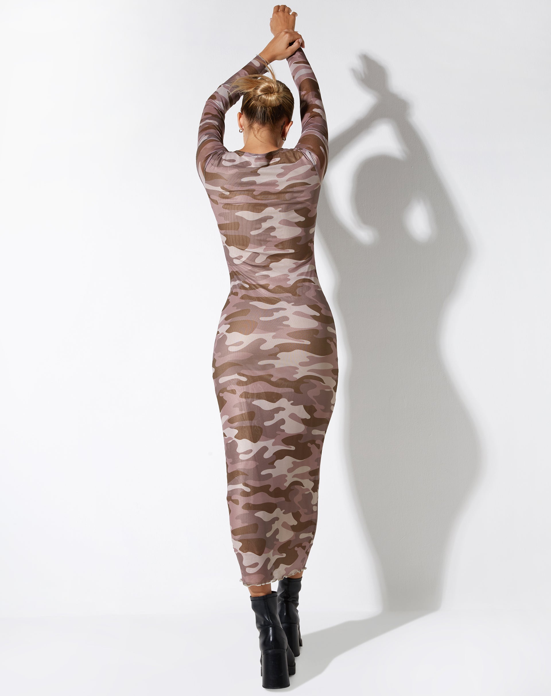 image de Laura Midi Dress in Camo