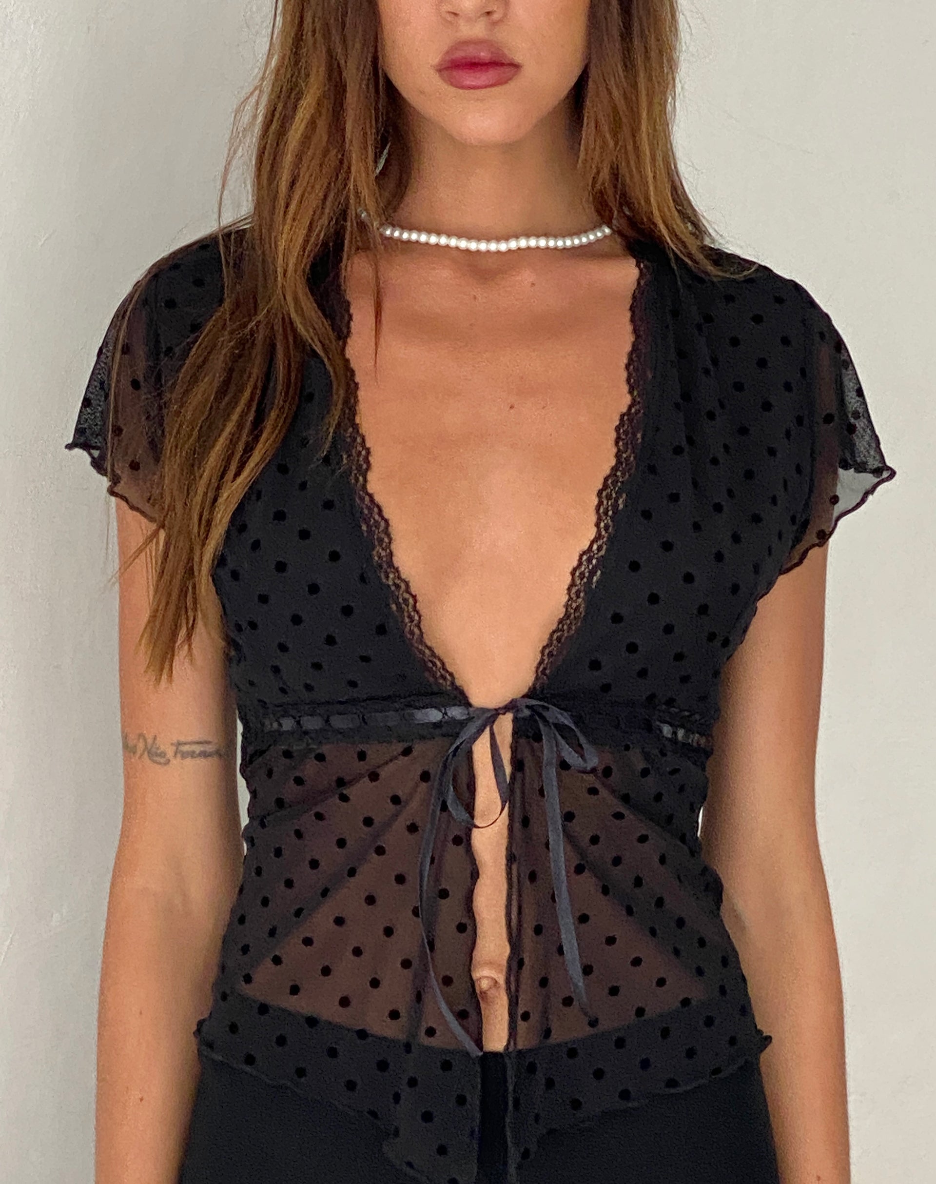 Image de Lavanya Butterfly Top in Polka Black Flock