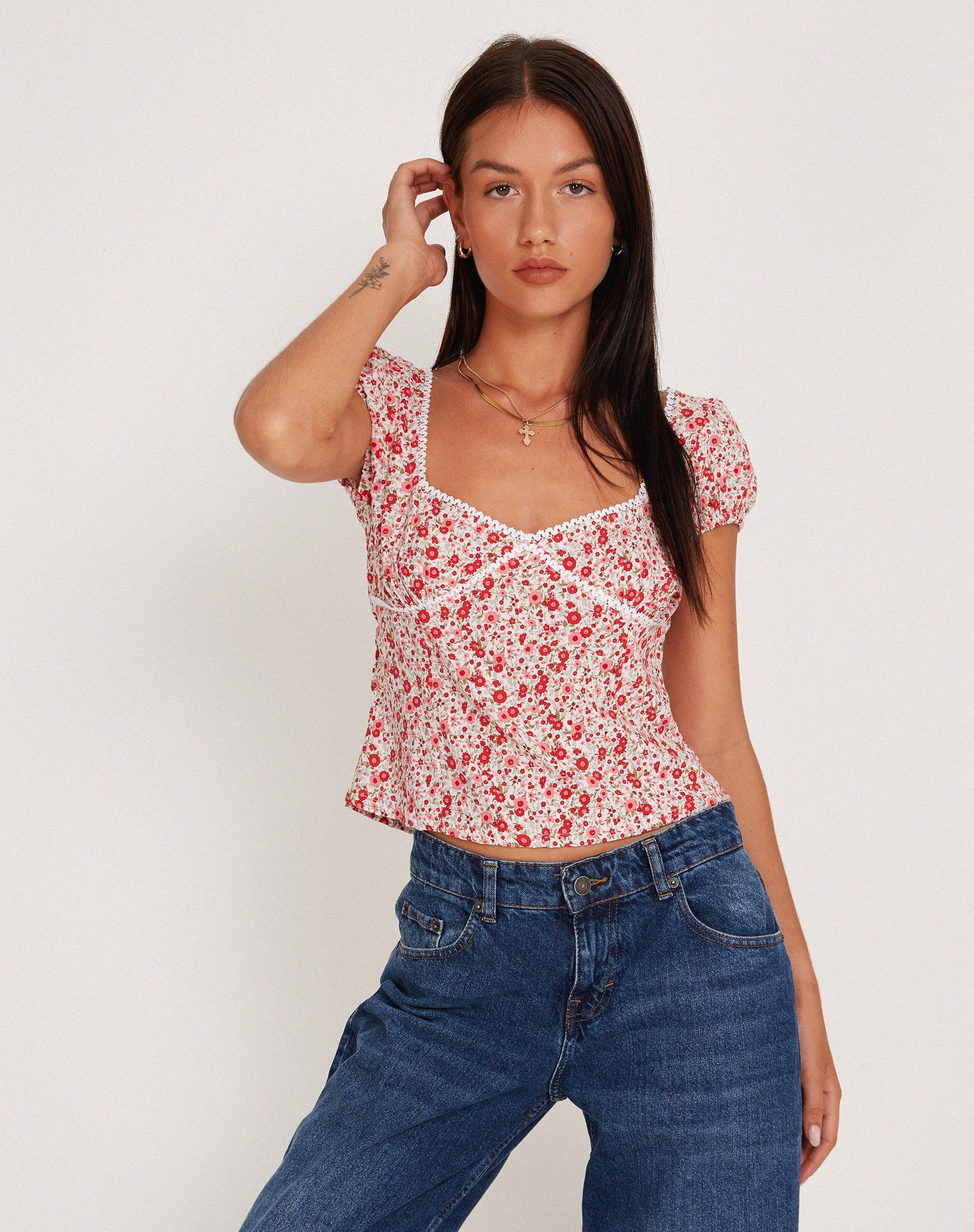 Image de Laz Top in Blush Red Ditsy Floral