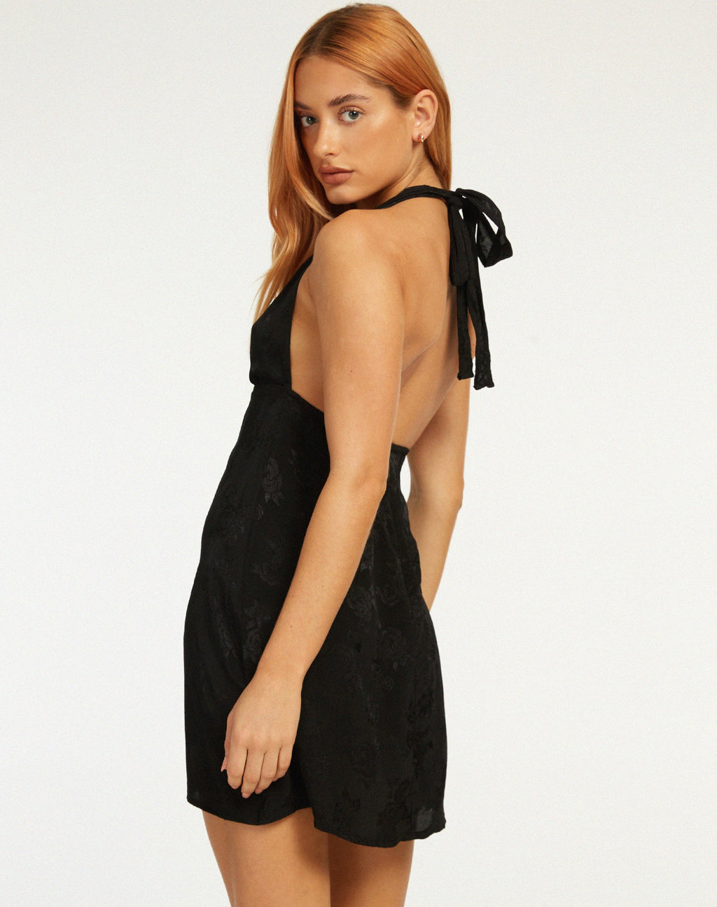 Mini robe Leana en satin rose noir