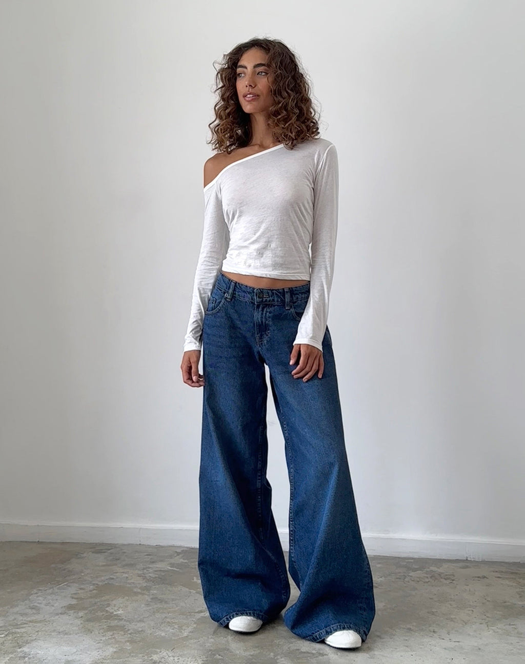 Ledez - Top asymétrique en jersey de tissu blanc