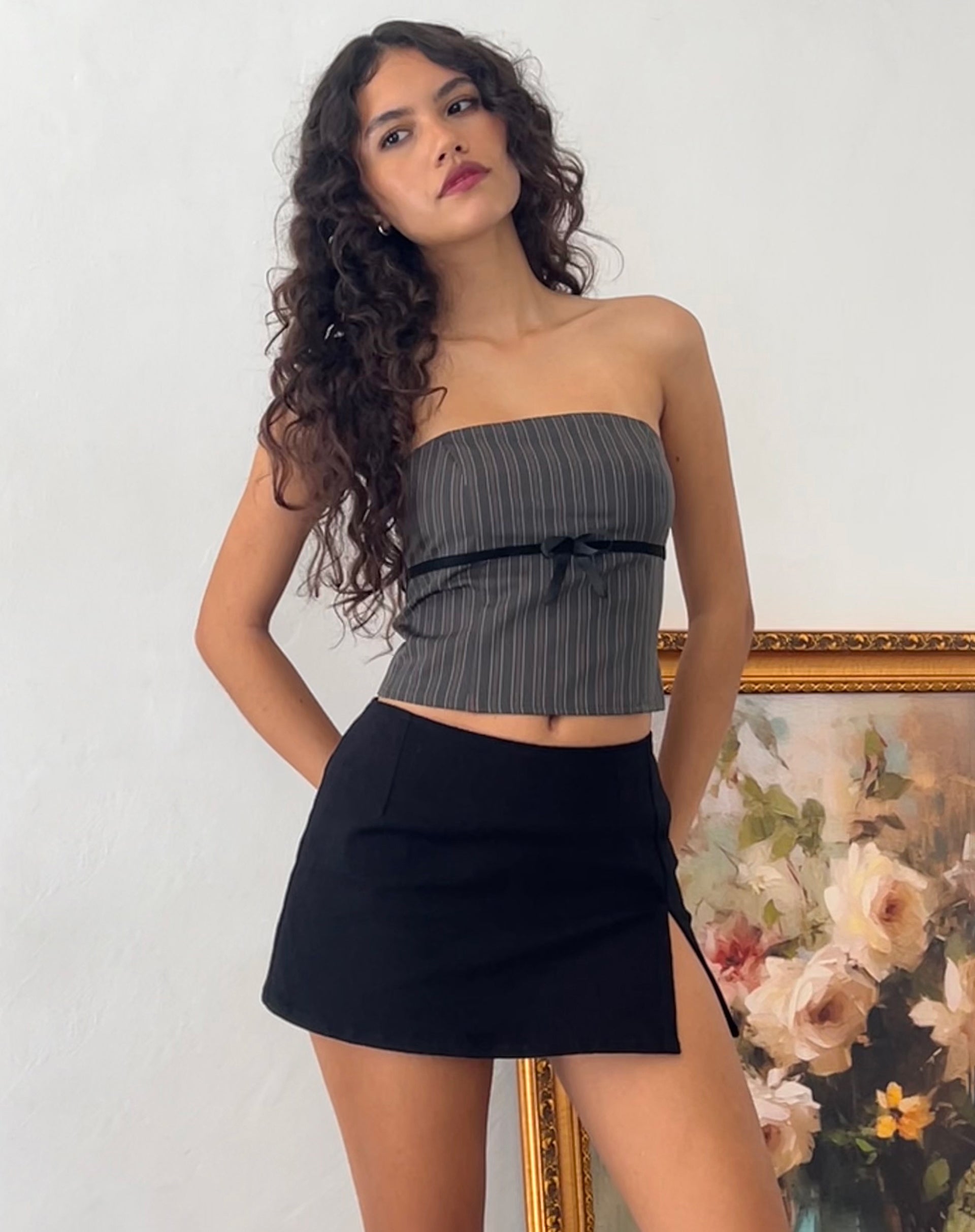 Image de Leggy Tube Top in Grey Pinstripe