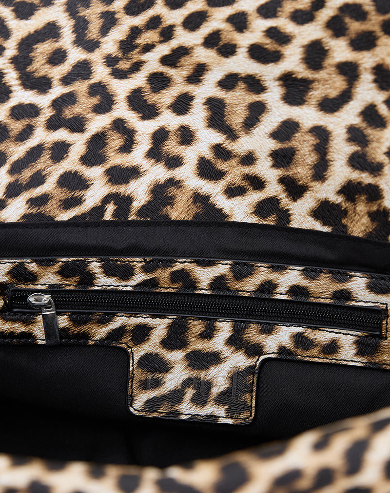 Image du sac à bandoulière en imprimé léopard
