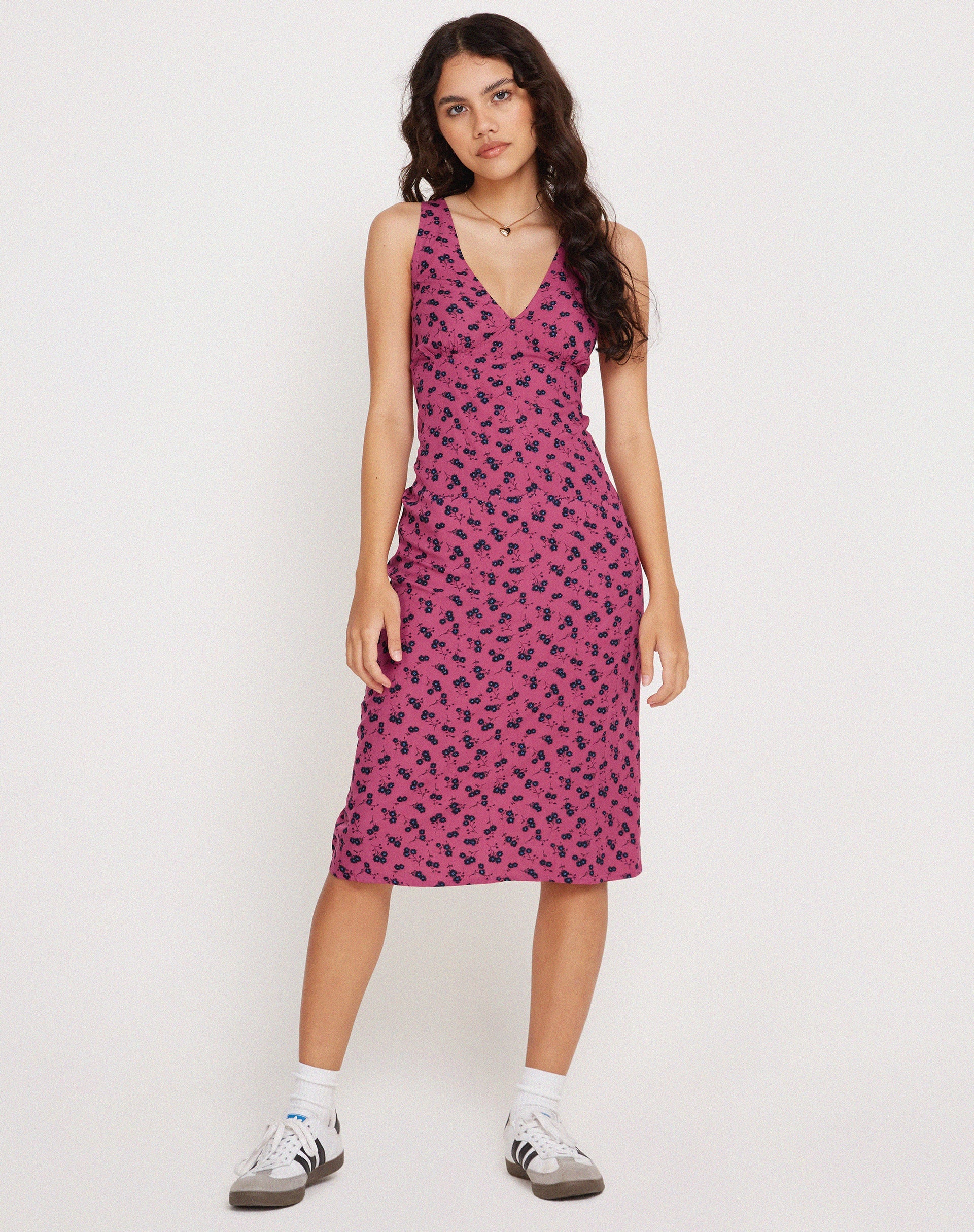 Image de Lieva Midi Dress in Raspberry Floral
