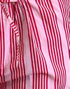 Rayure verticale rouge