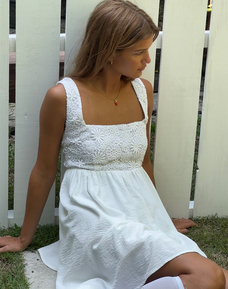 Mini robe Liselotte en ivoire