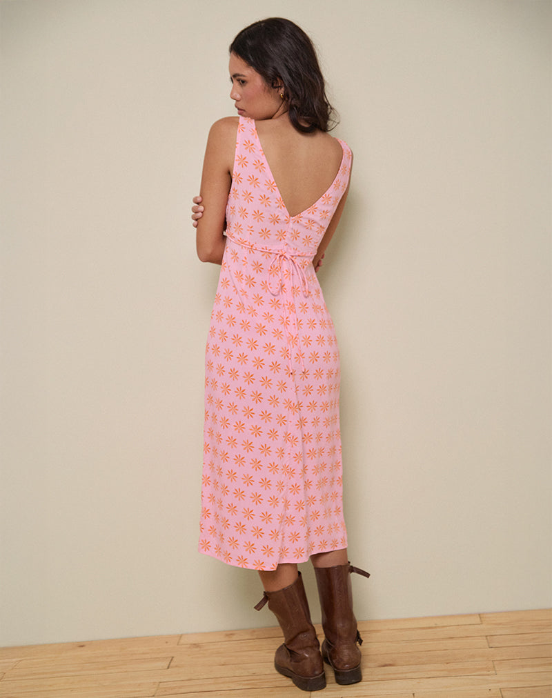 Image de Lisheva Midi Dress in Tile Flower Pink