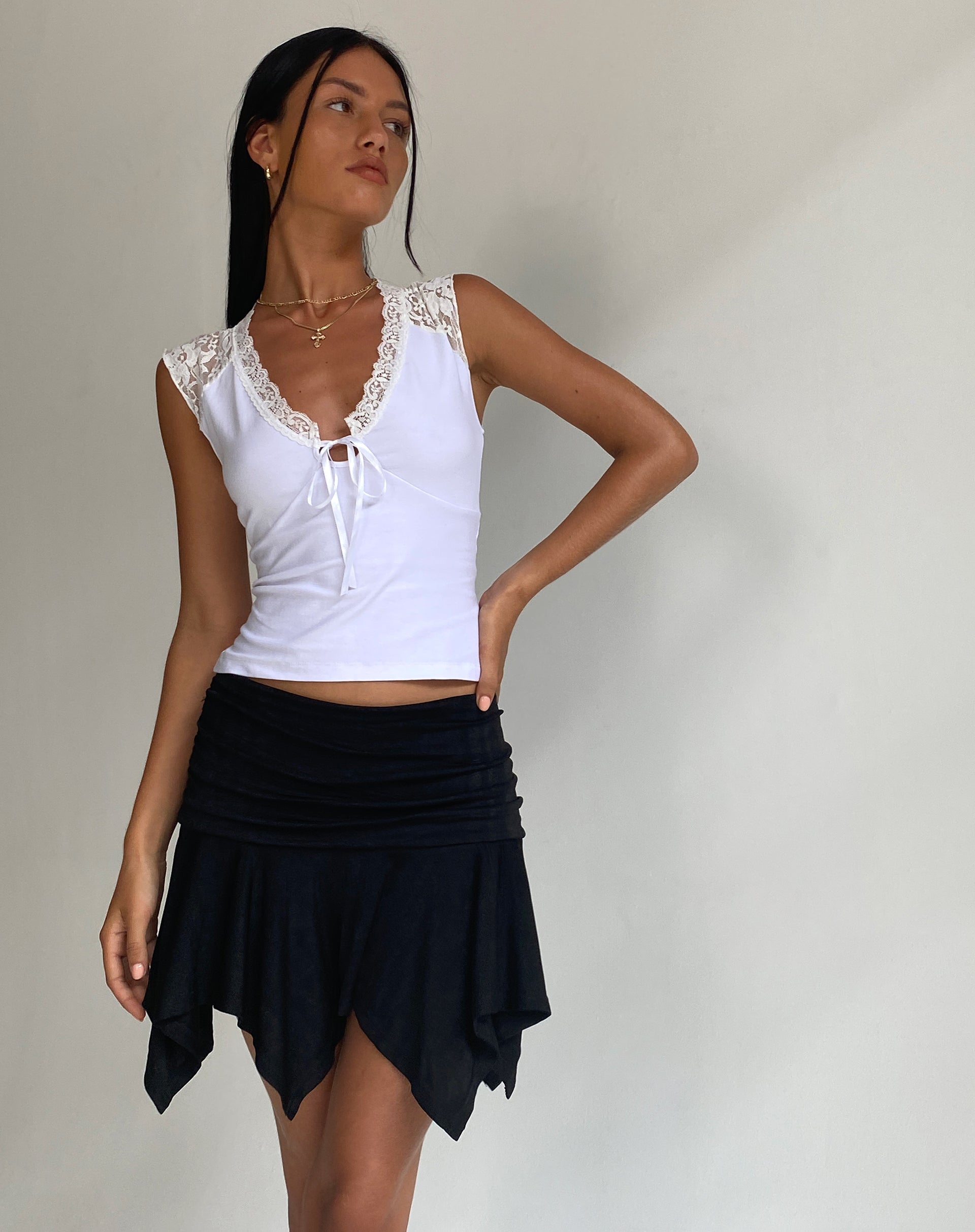 image de Livina Top in Jersey White Lace