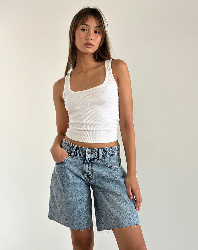 Short ample à taille basse en bleu vintage délavé