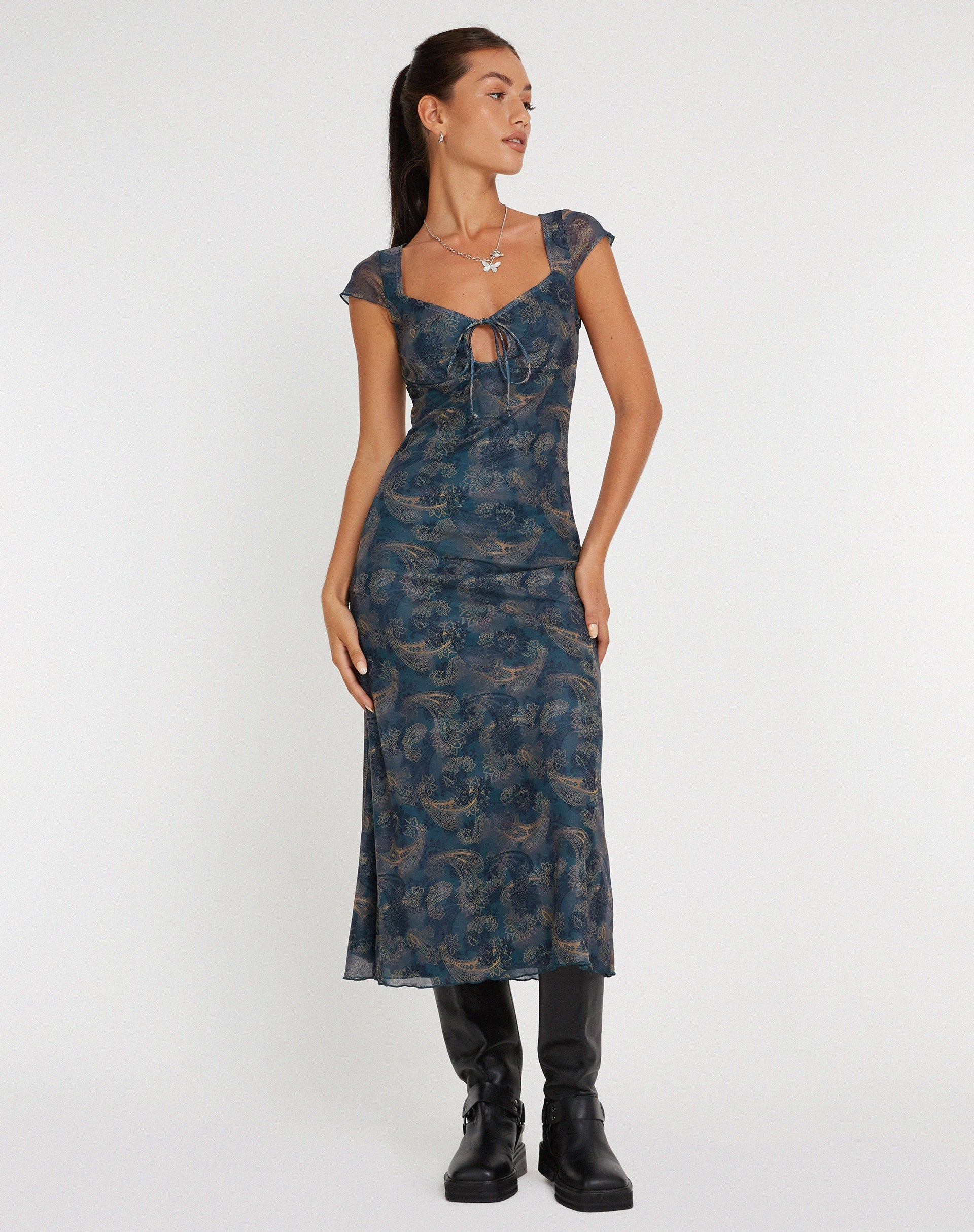 image de Lunama Mesh Midi Dress in Tonal Blue Paisley