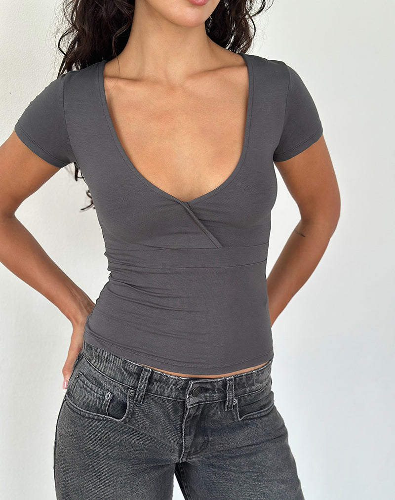 Machiko Plunge Wrap Top in Charcoal Grey (Top enveloppant plongeant en gris anthracite)
