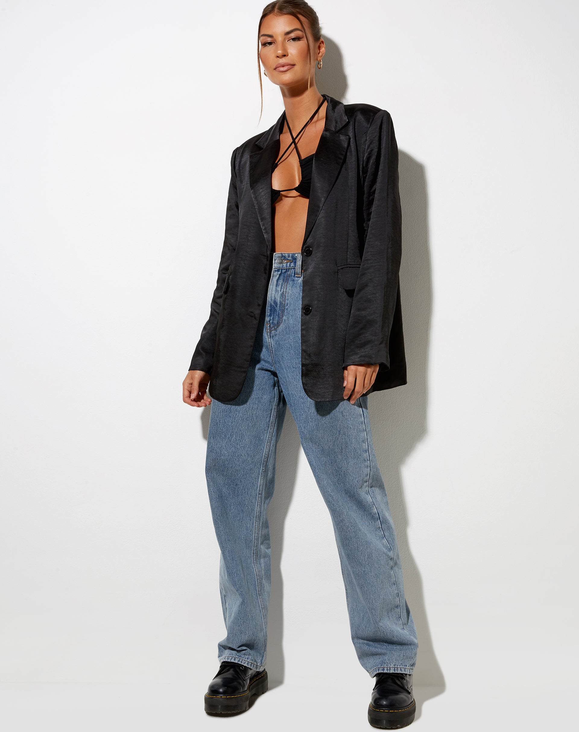 Image de Maiwa Blazer en noir satiné