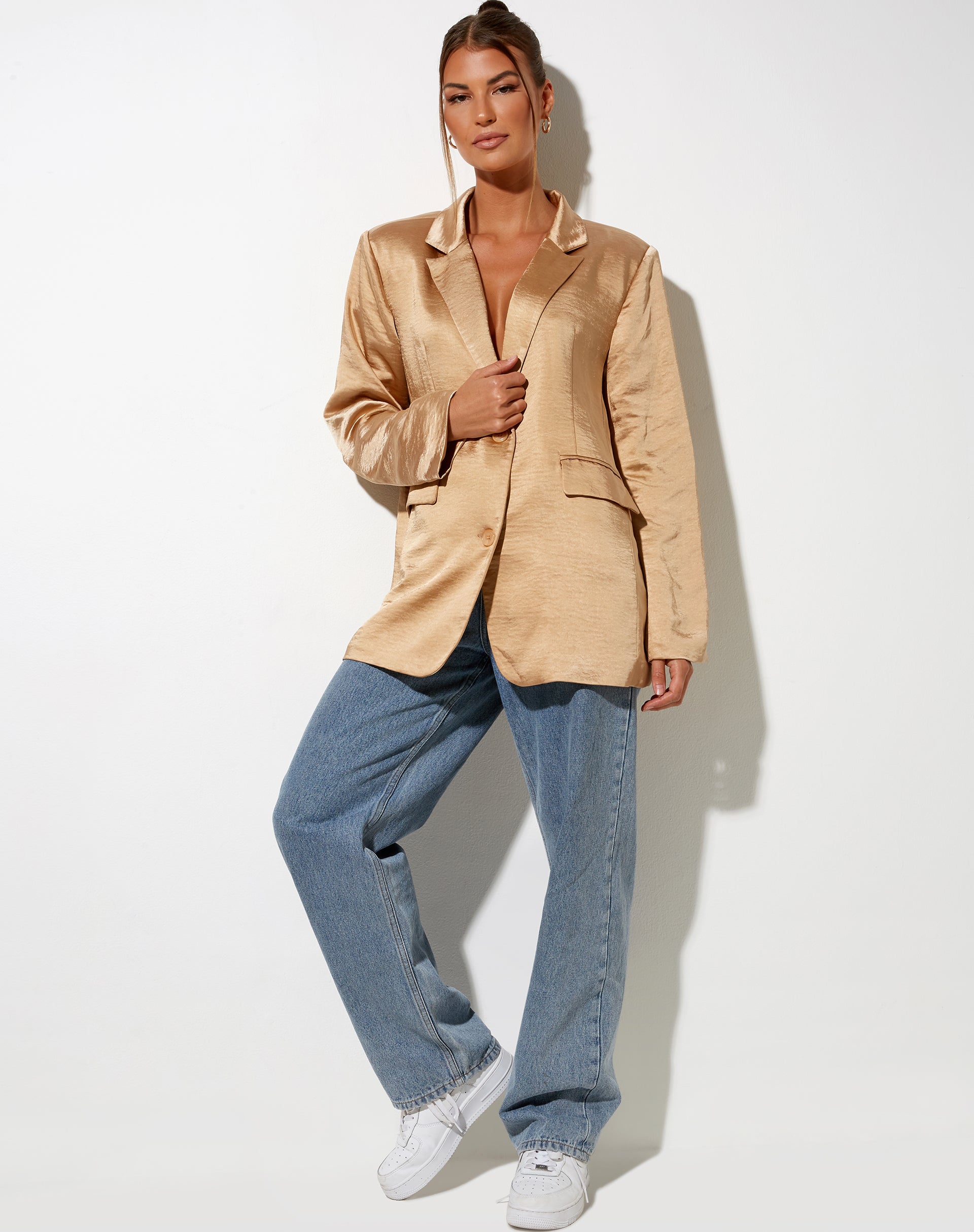 Image de Maiwa Blazer en Satin Golden Sand