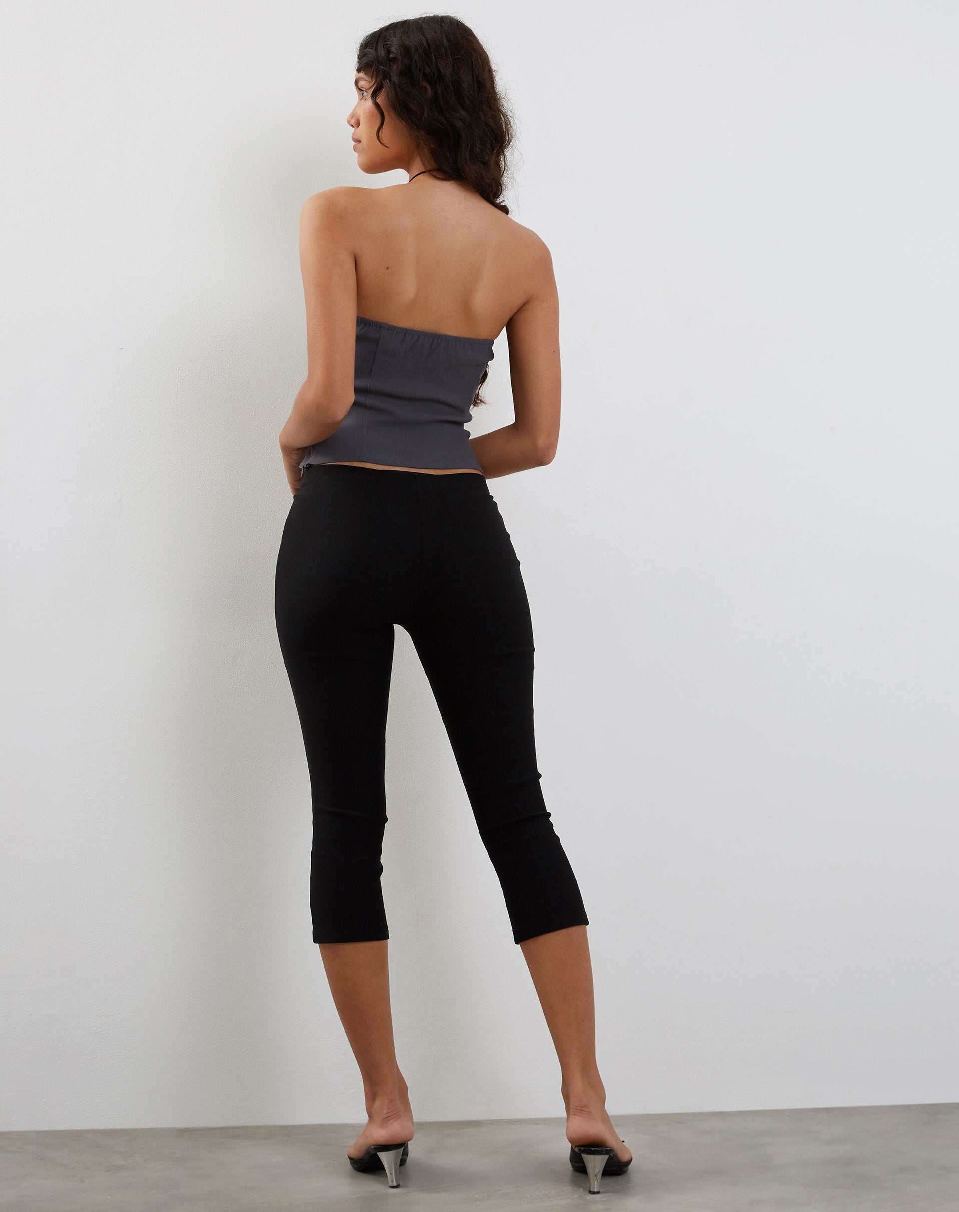Image de Maribaya Longline Corset Top in Charcoal Soft Tailoring