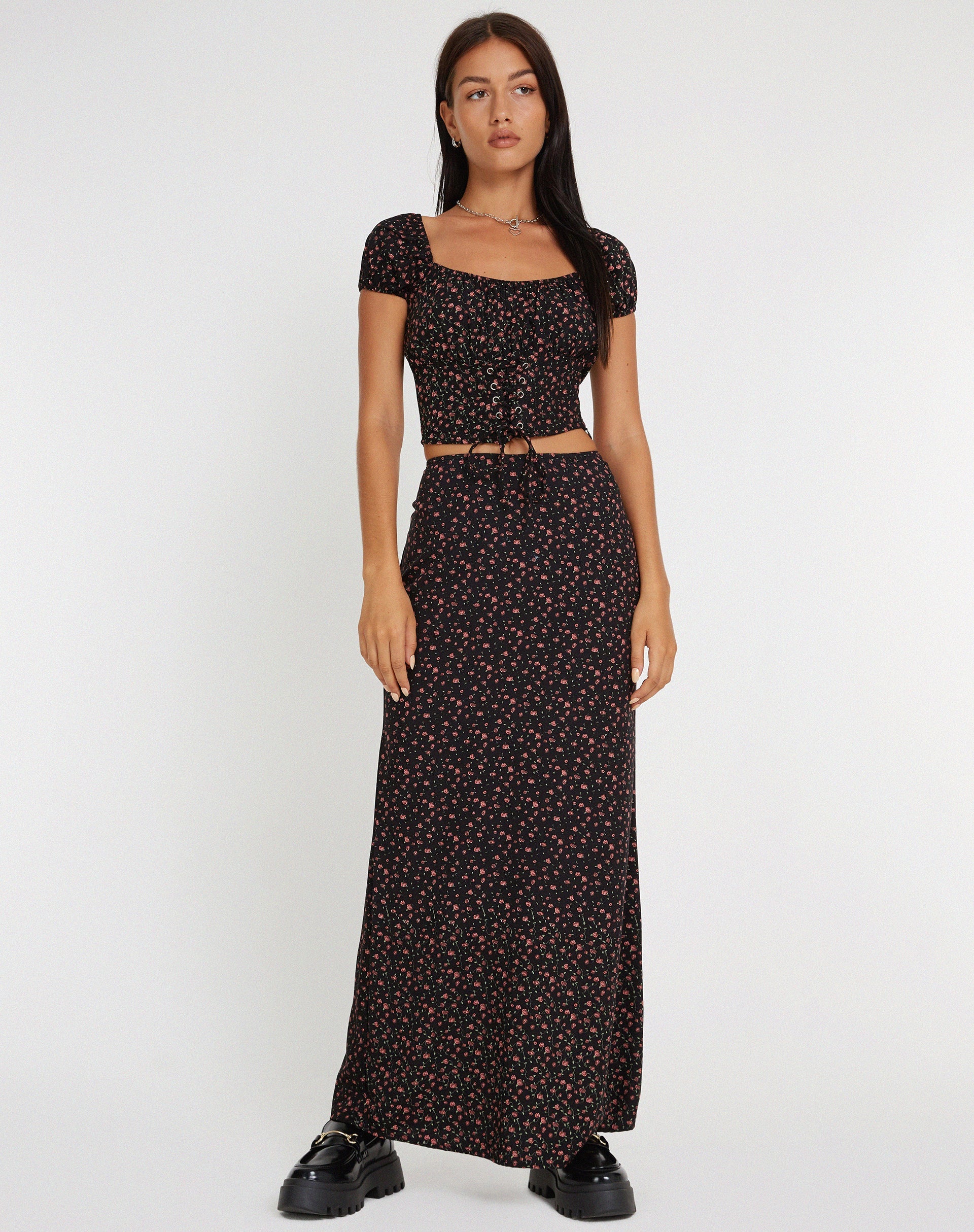 image de Mave Crop Top in Dark Pink Rose Black