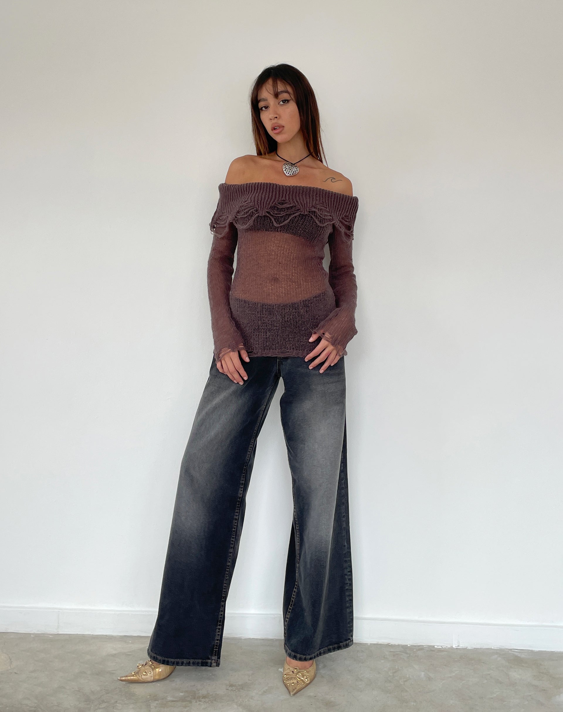 Image de Milena Distress Knit Long Sleeve Bardot Top in Maroon