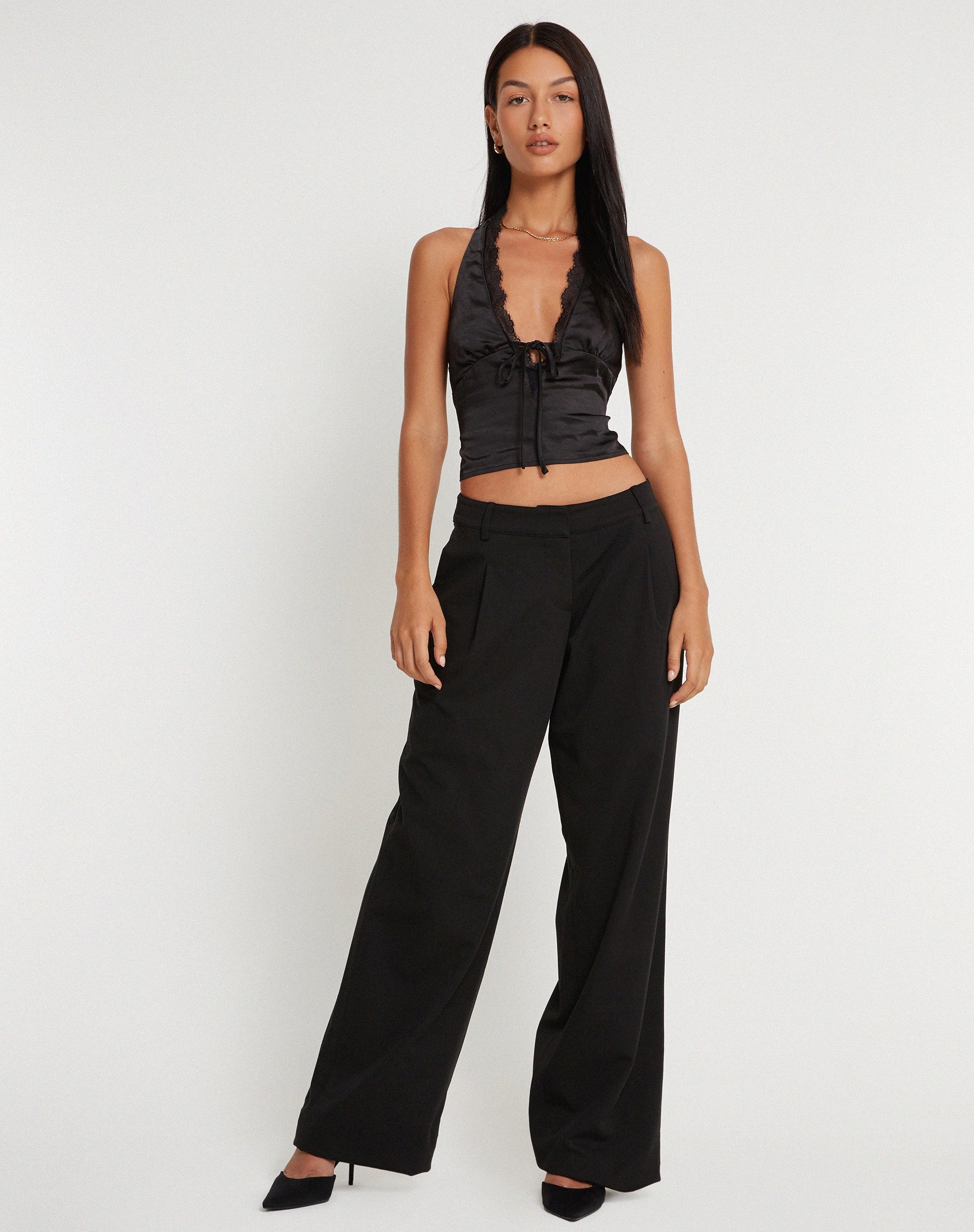 Image de Mutsuki Halterneck Top in Satin Black