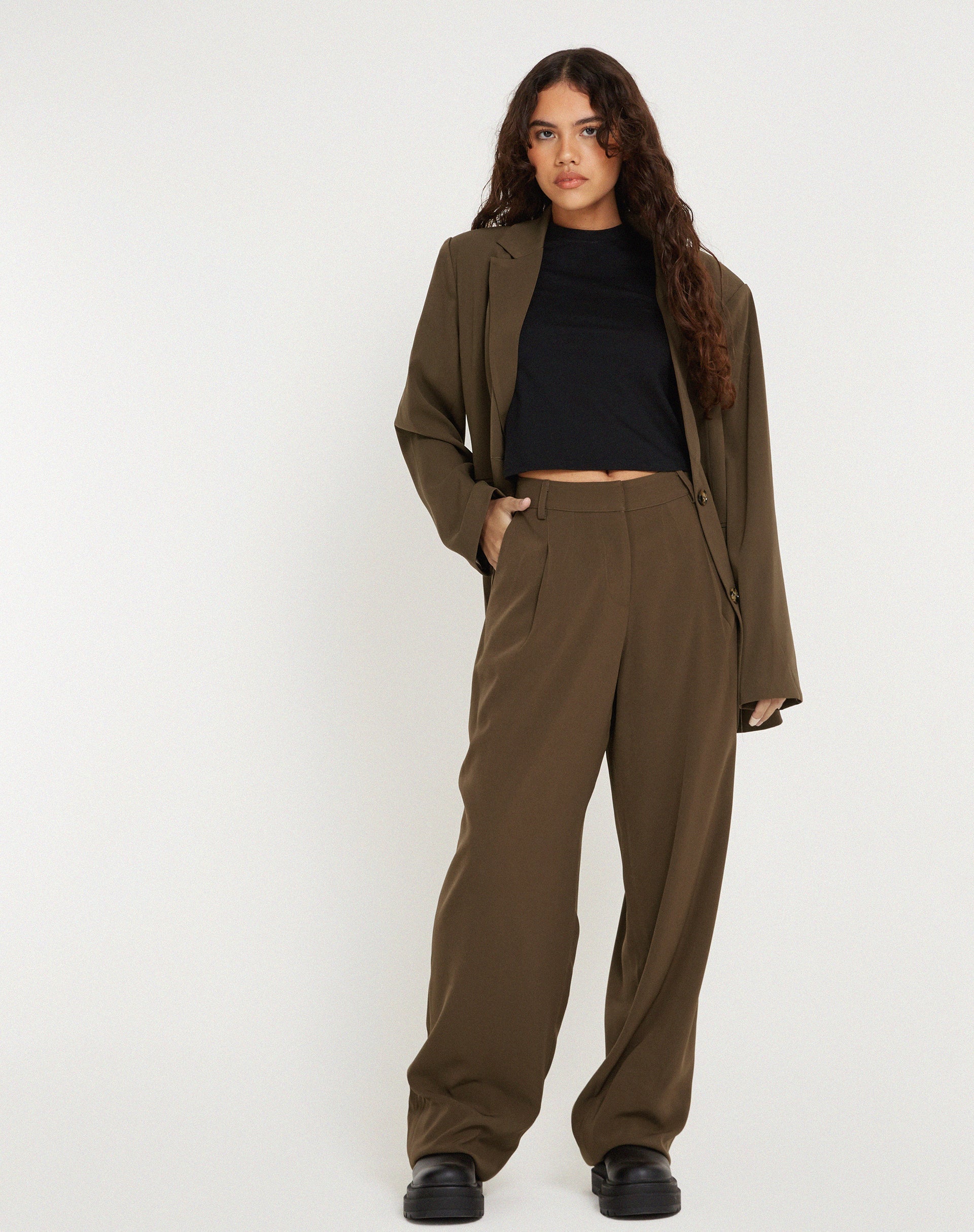 Image de Pantalon à jambes larges Sakaria en truffe