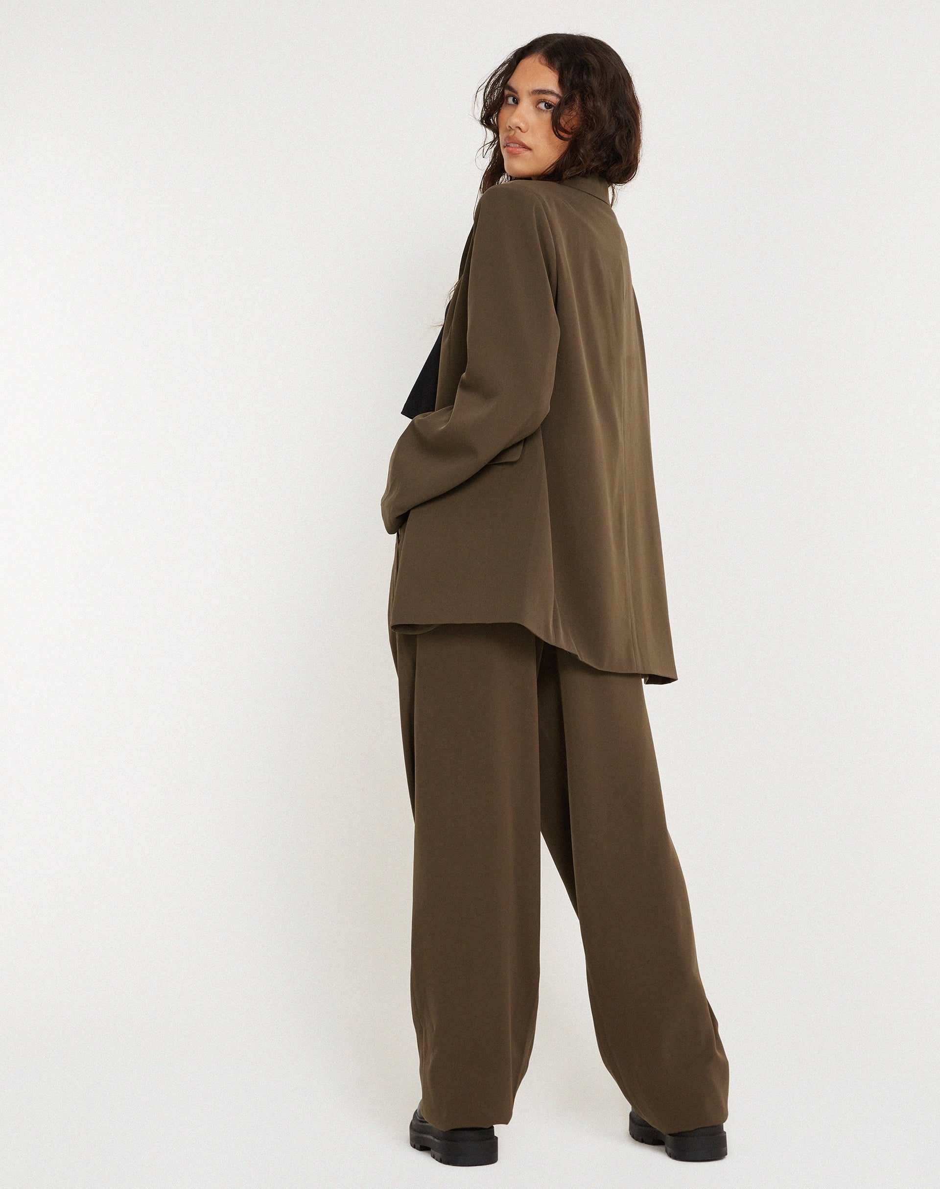 Image de Pantalon à jambes larges Sakaria en truffe
