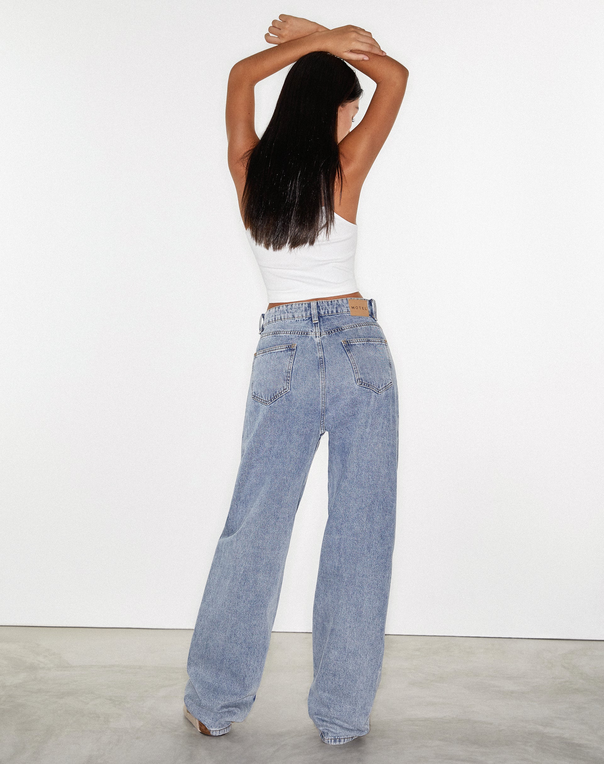 image de Parallel Jean en Light Wash Denim
