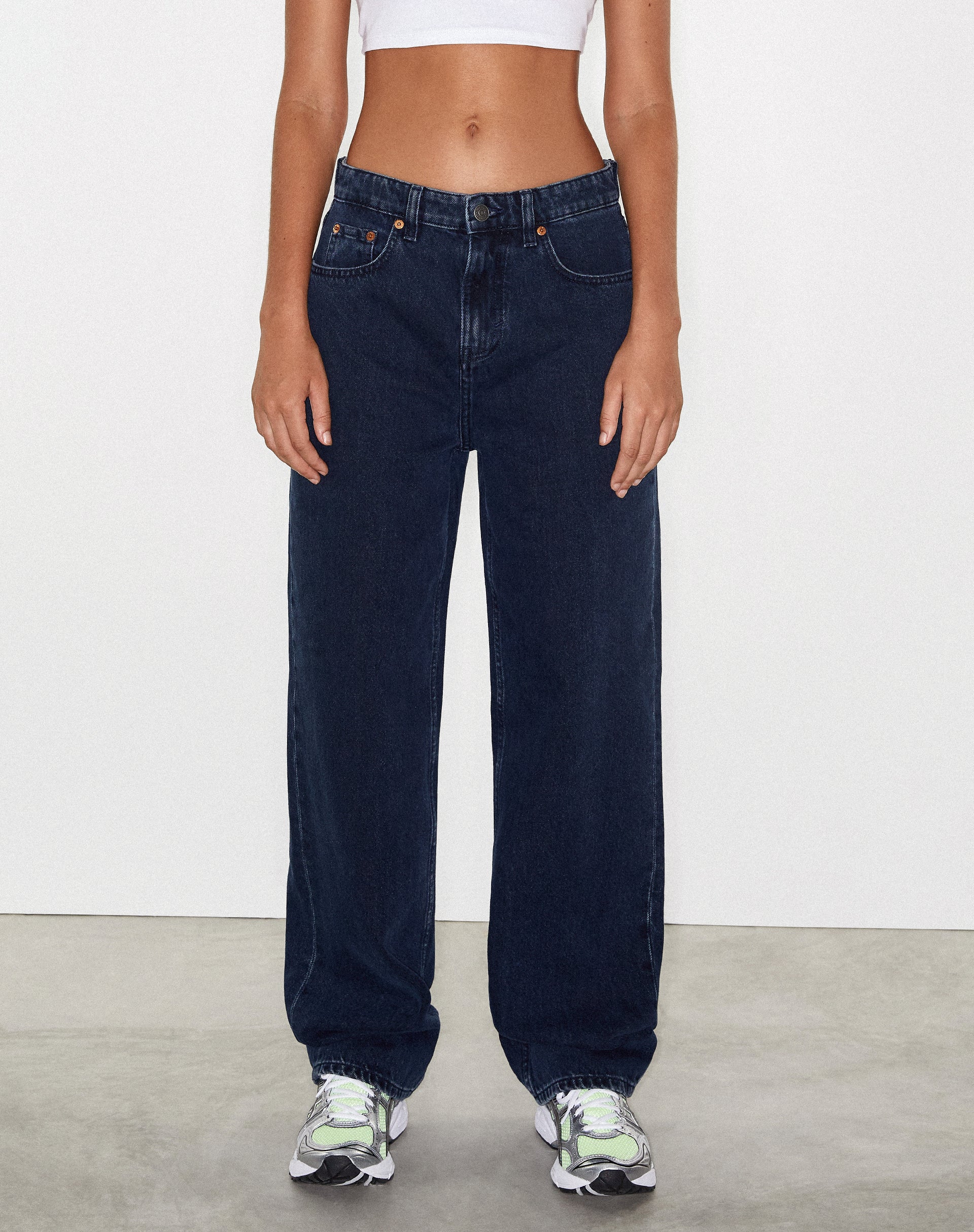 Image de Parallel Jeans en bleu et noir