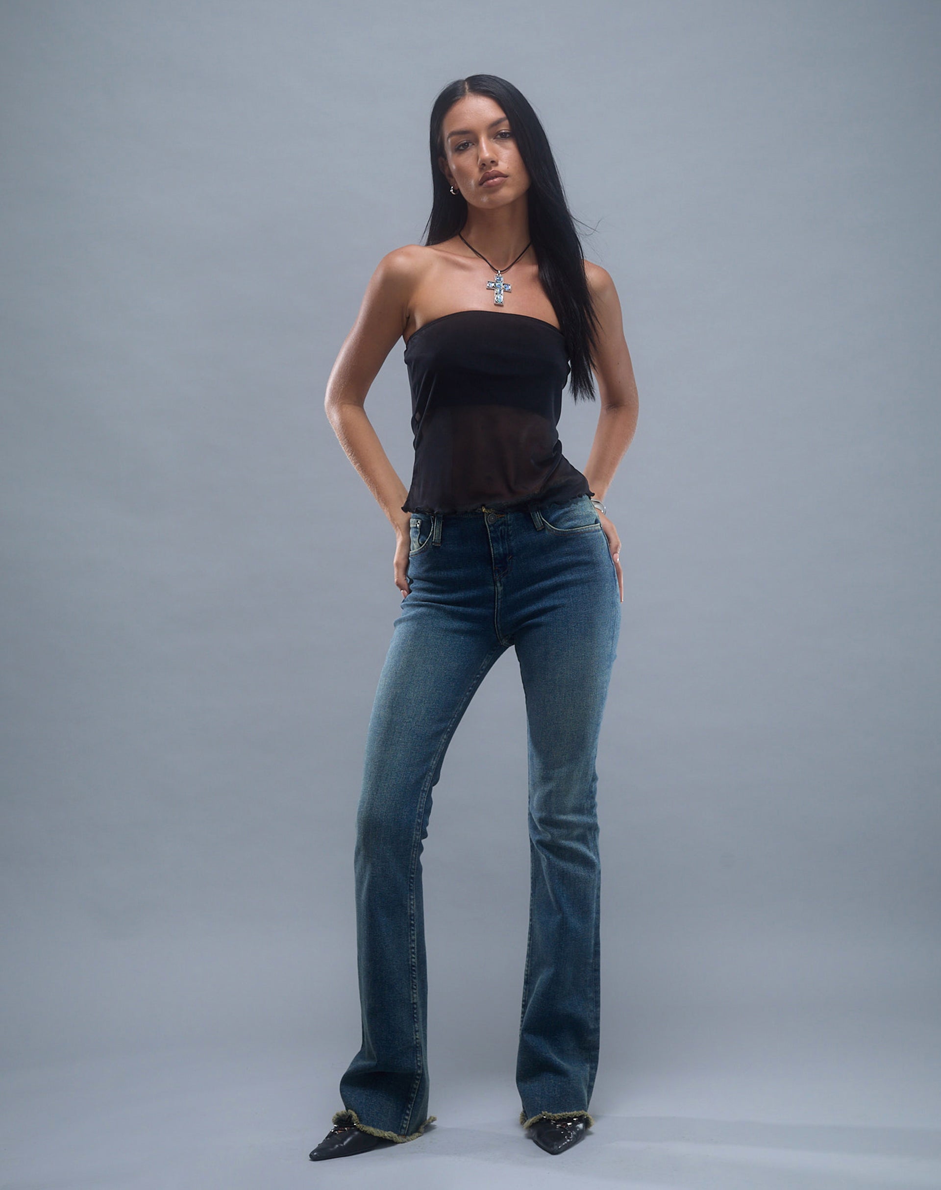 Image de Saturi Mesh Longline Bandeau Top in Black