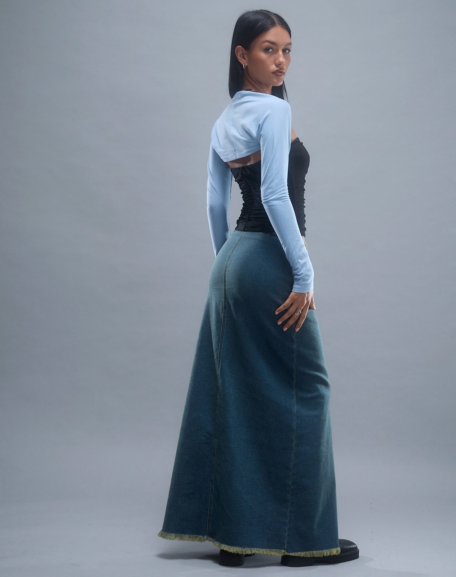 Image de Ladri Shrug Top in Nantucket Blue