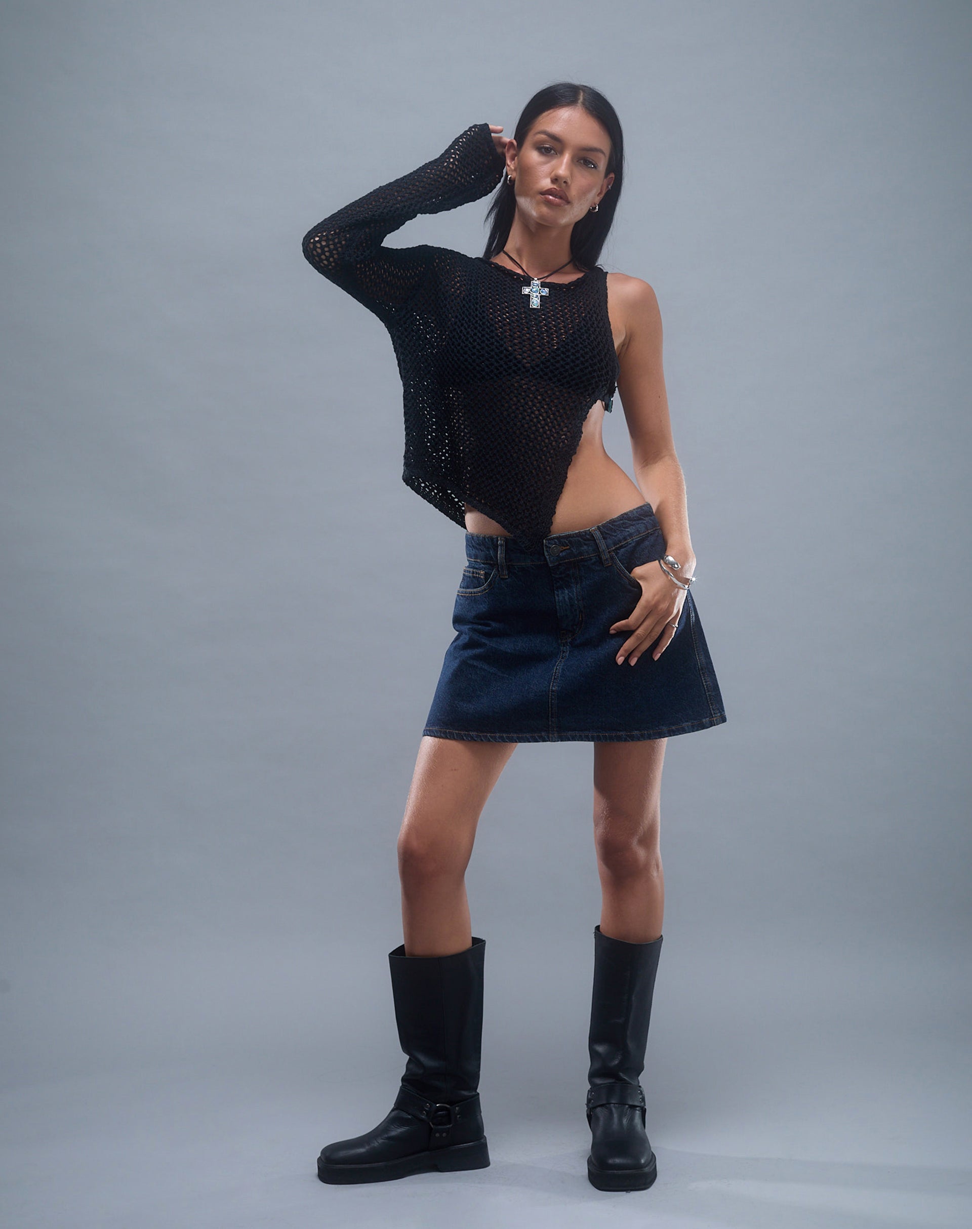 Image de Nung Open Knit Asymmetric Top in Black