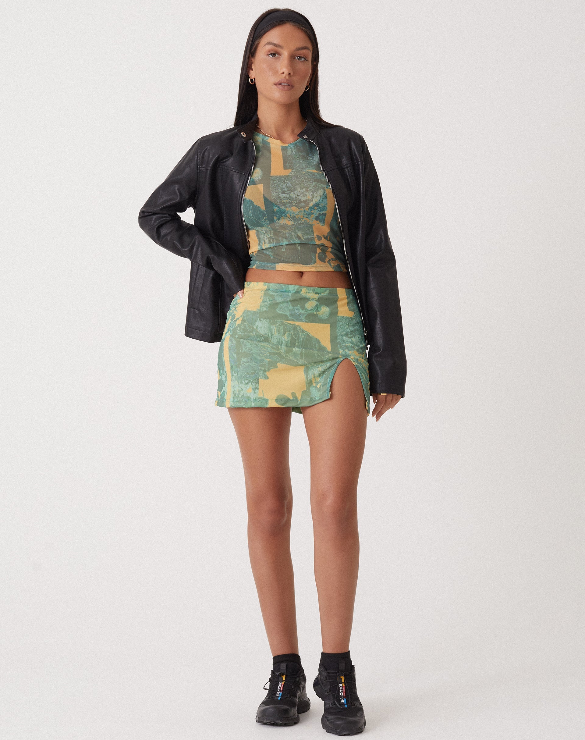 Image de MOTEL X OLIVIA NEILL Minijupe Pelma en Collage Floral Shadow Green