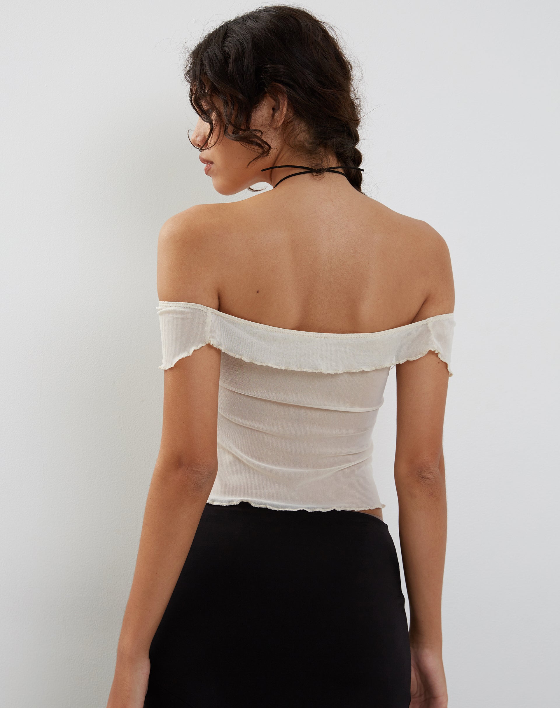 Image de Nabil Bardot Top in Mesh Cream