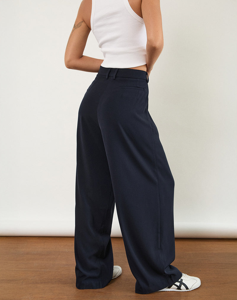 Image de Nala Wide Leg Pleated Trouser in Tailoring Navy