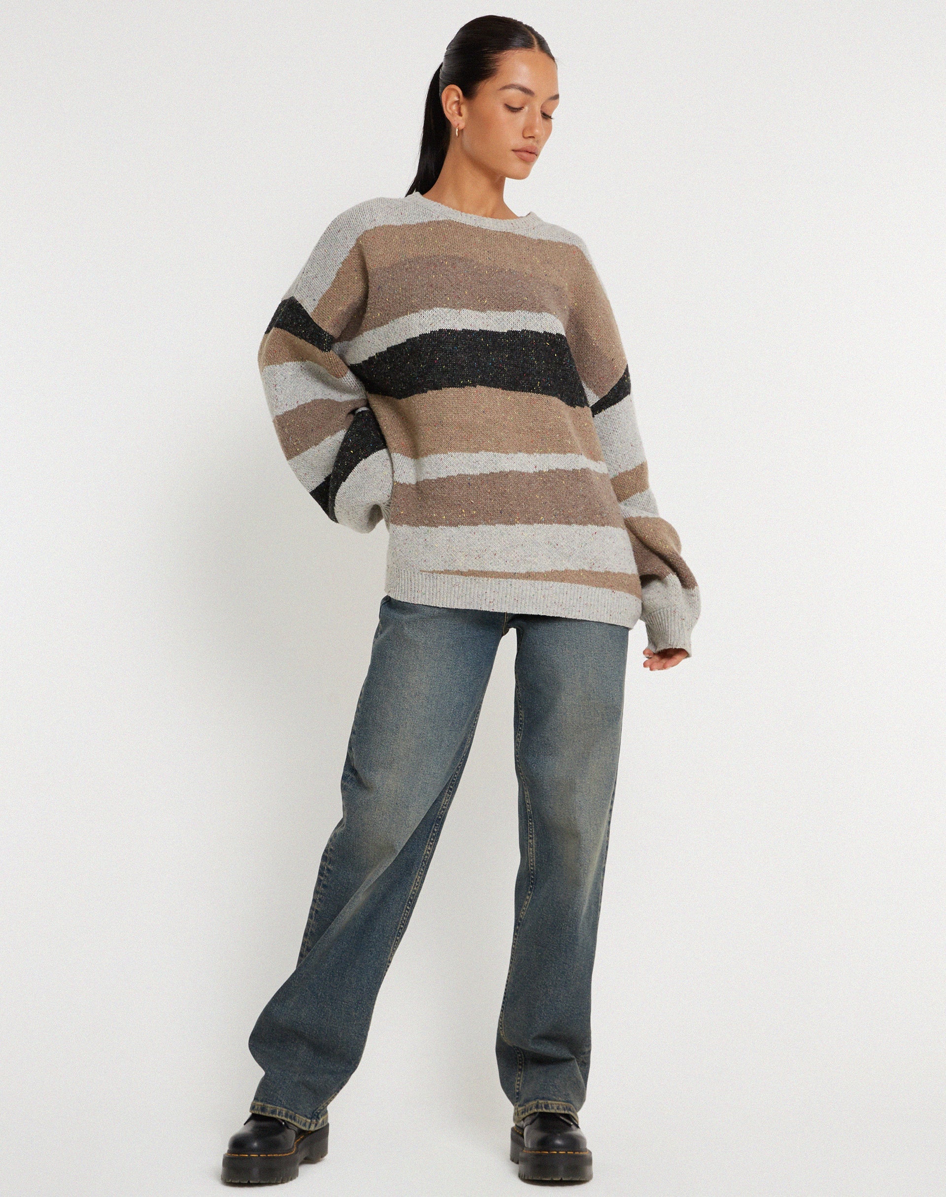 image de Namari Jumper in Abstract Grey and Tan