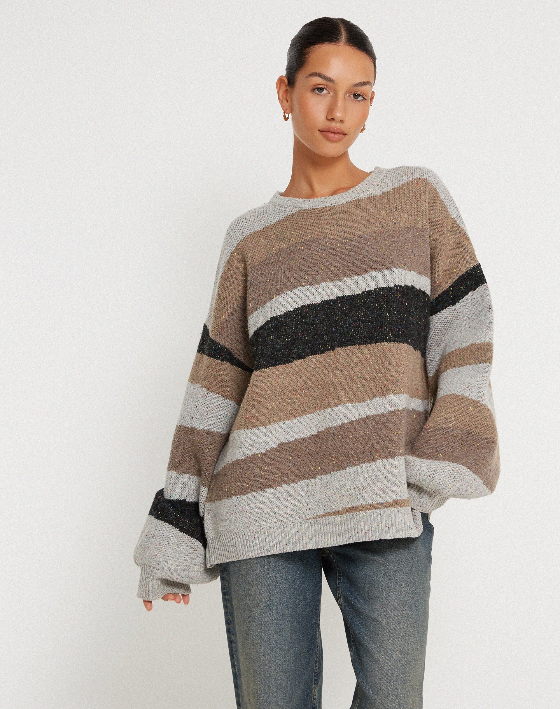 image de Namari Jumper in Abstract Grey and Tan