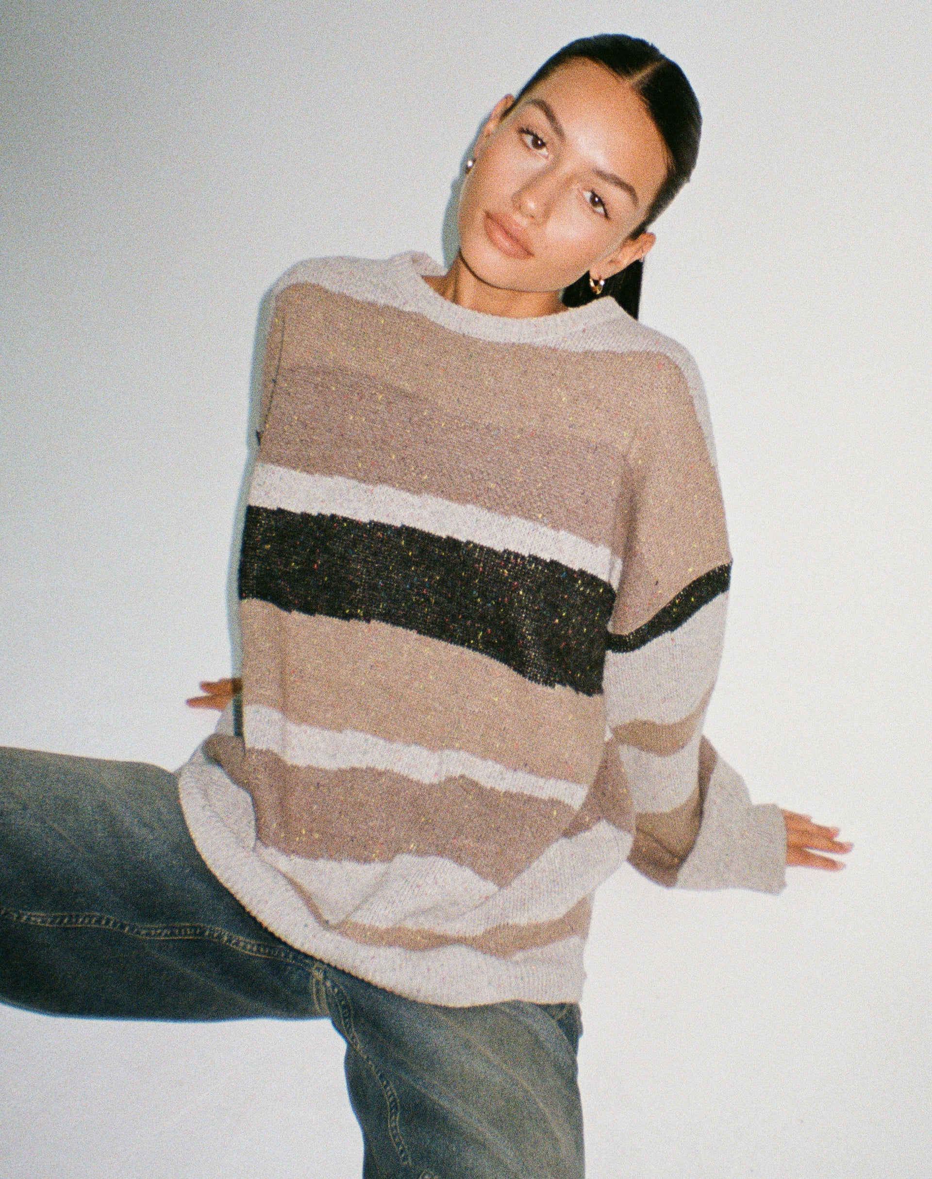 IMAGE DU Pull Namari en gris abstrait et beige