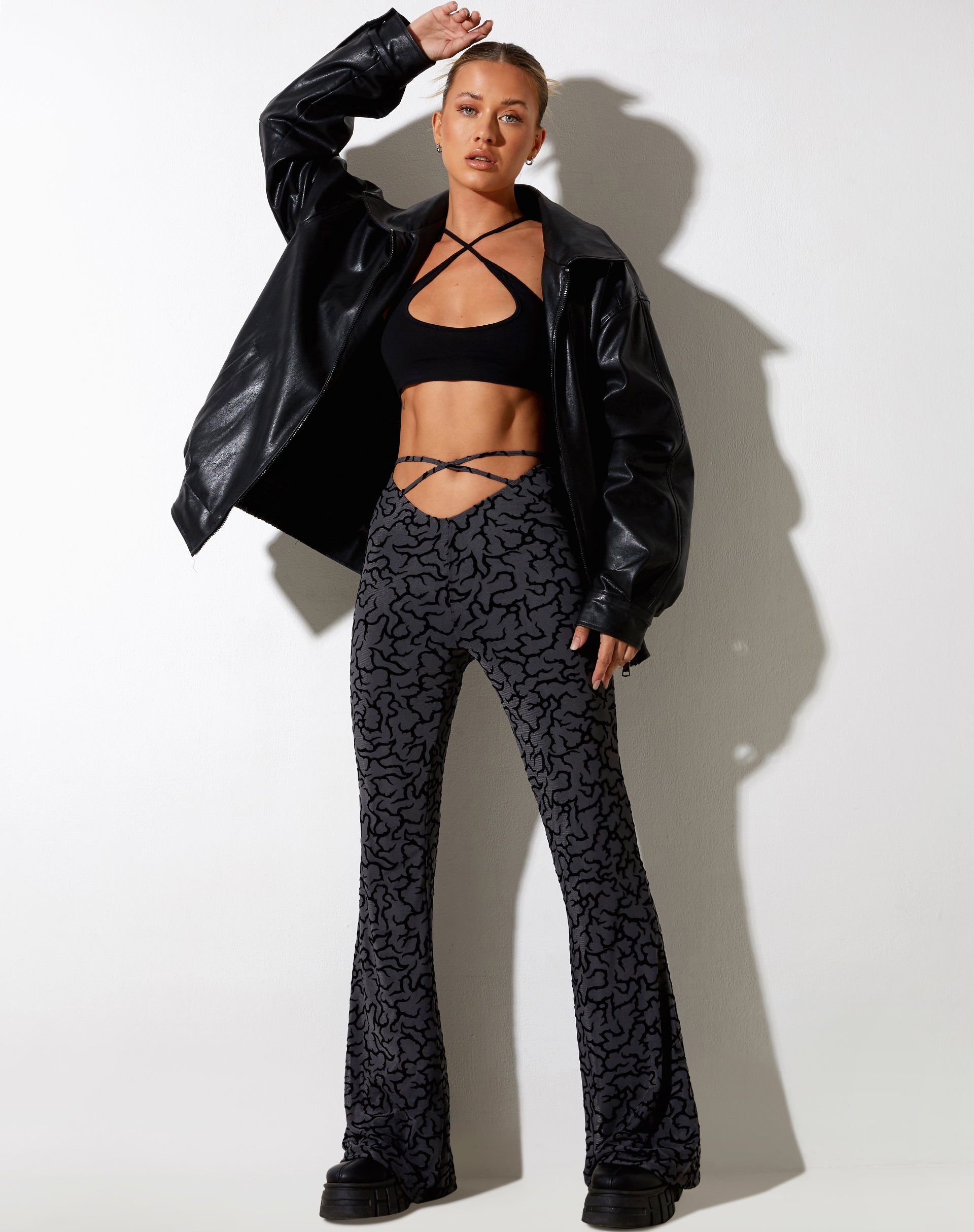 Image de Nancha pantalon évasé en flocon tribal